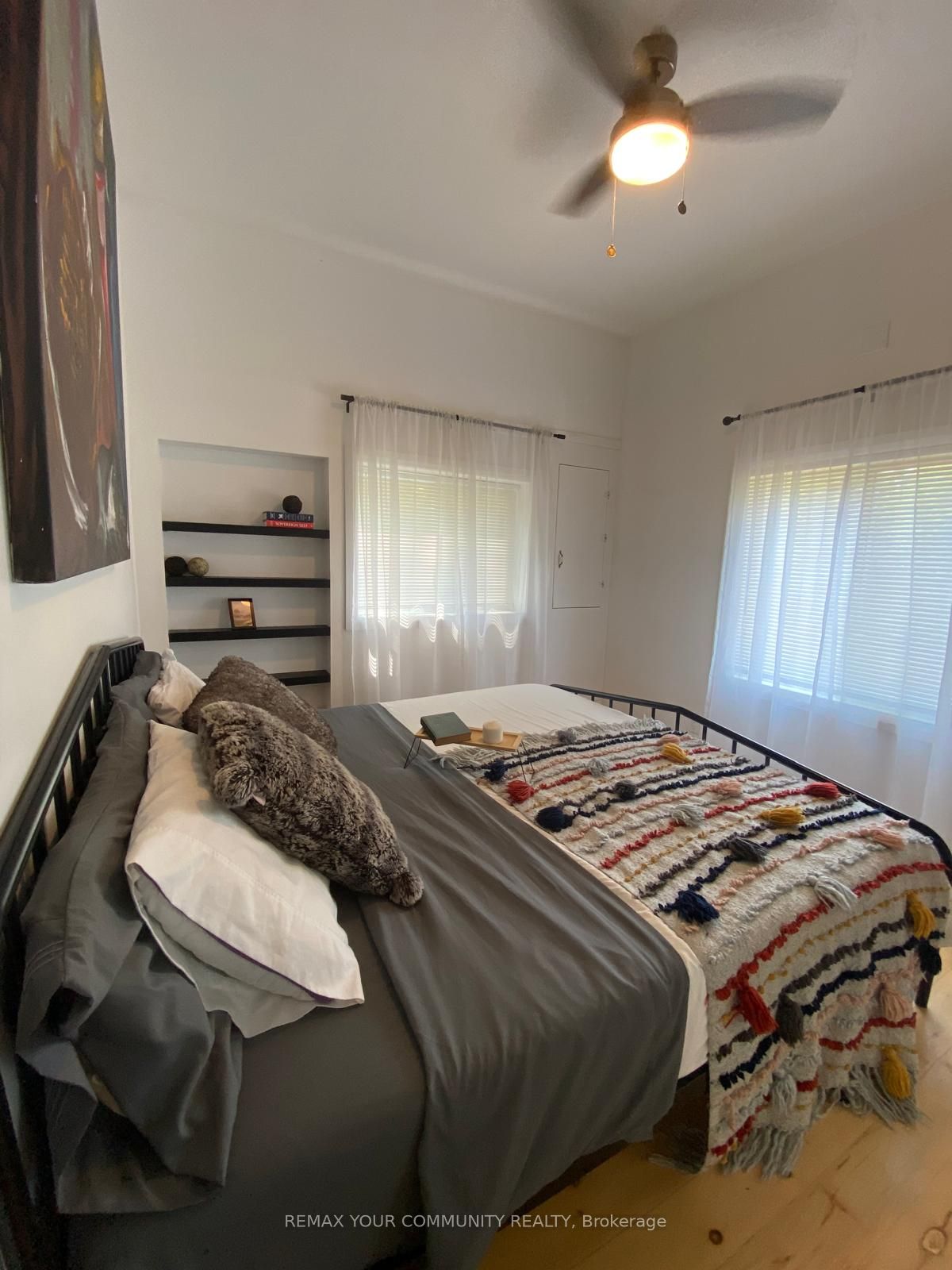 1009 Summerville Road Property Photo 13