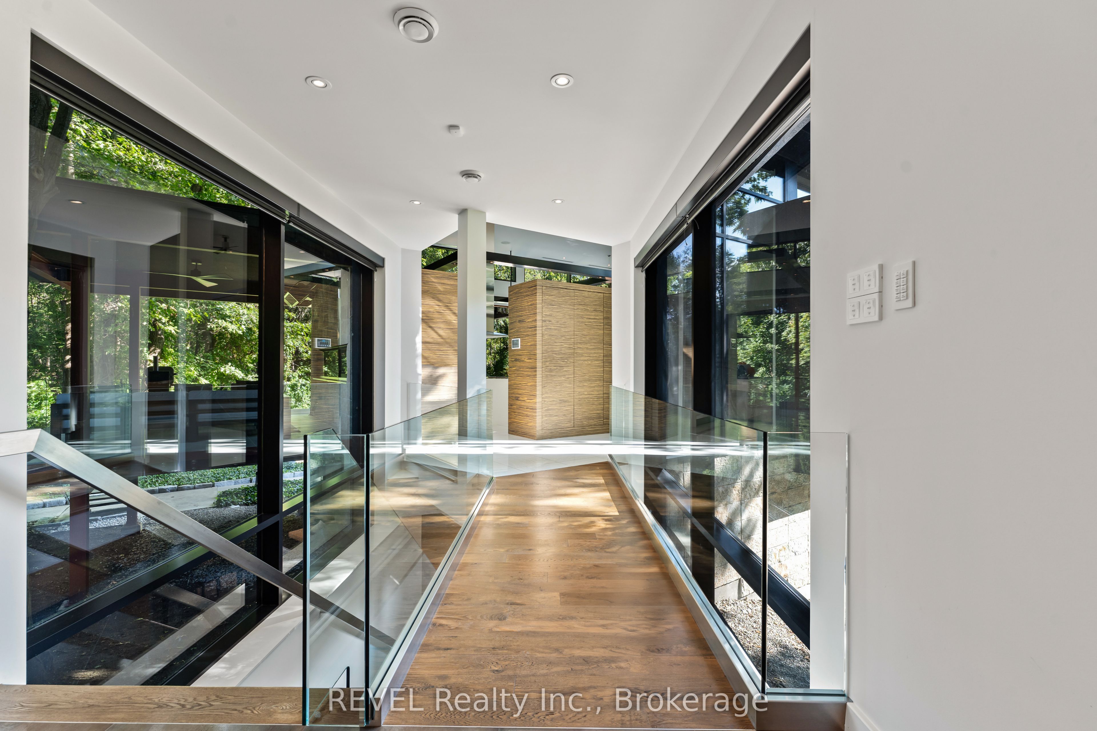 250 Canboro Road Property Photo 12