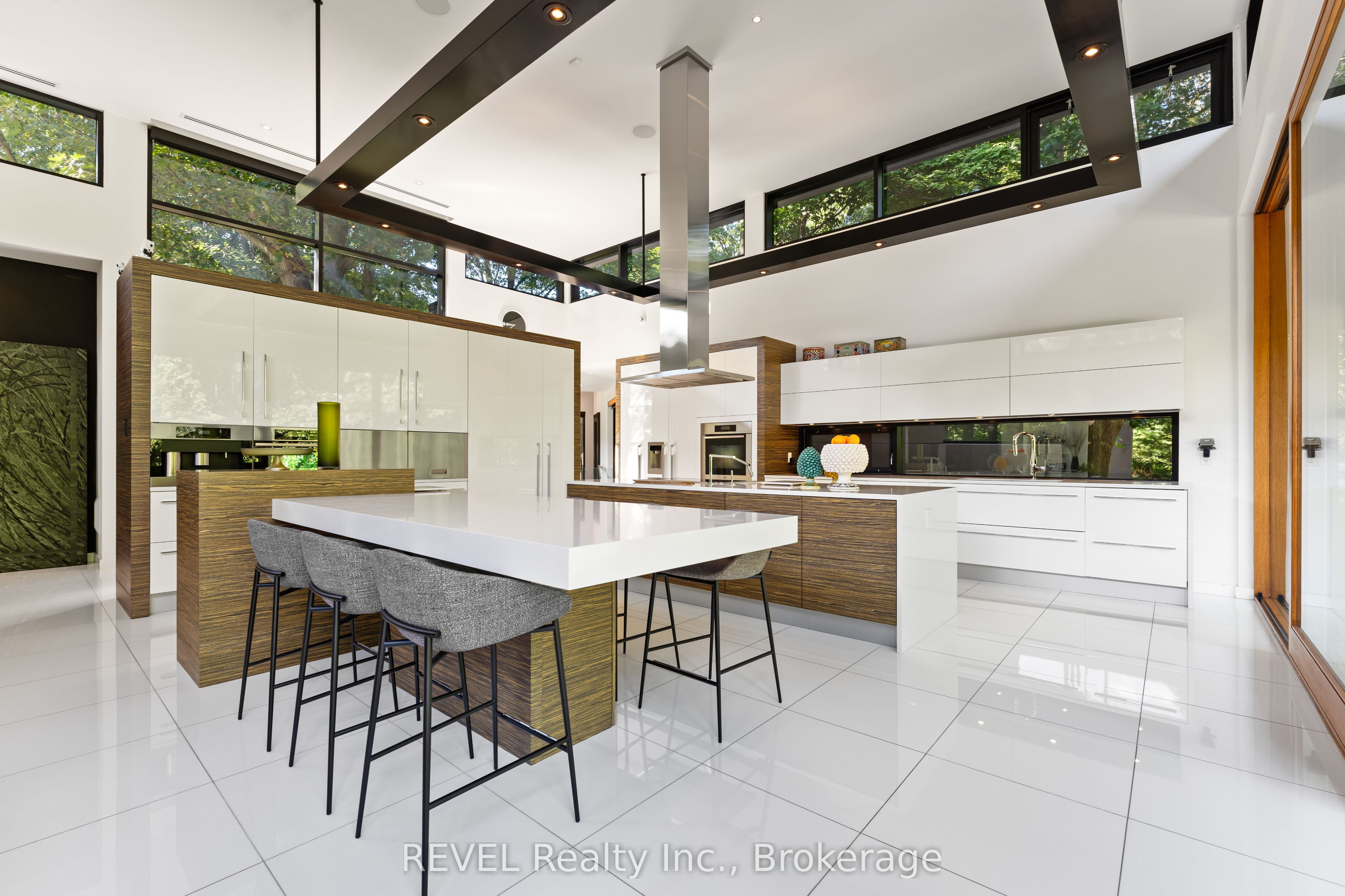 250 Canboro Road Property Photo 17