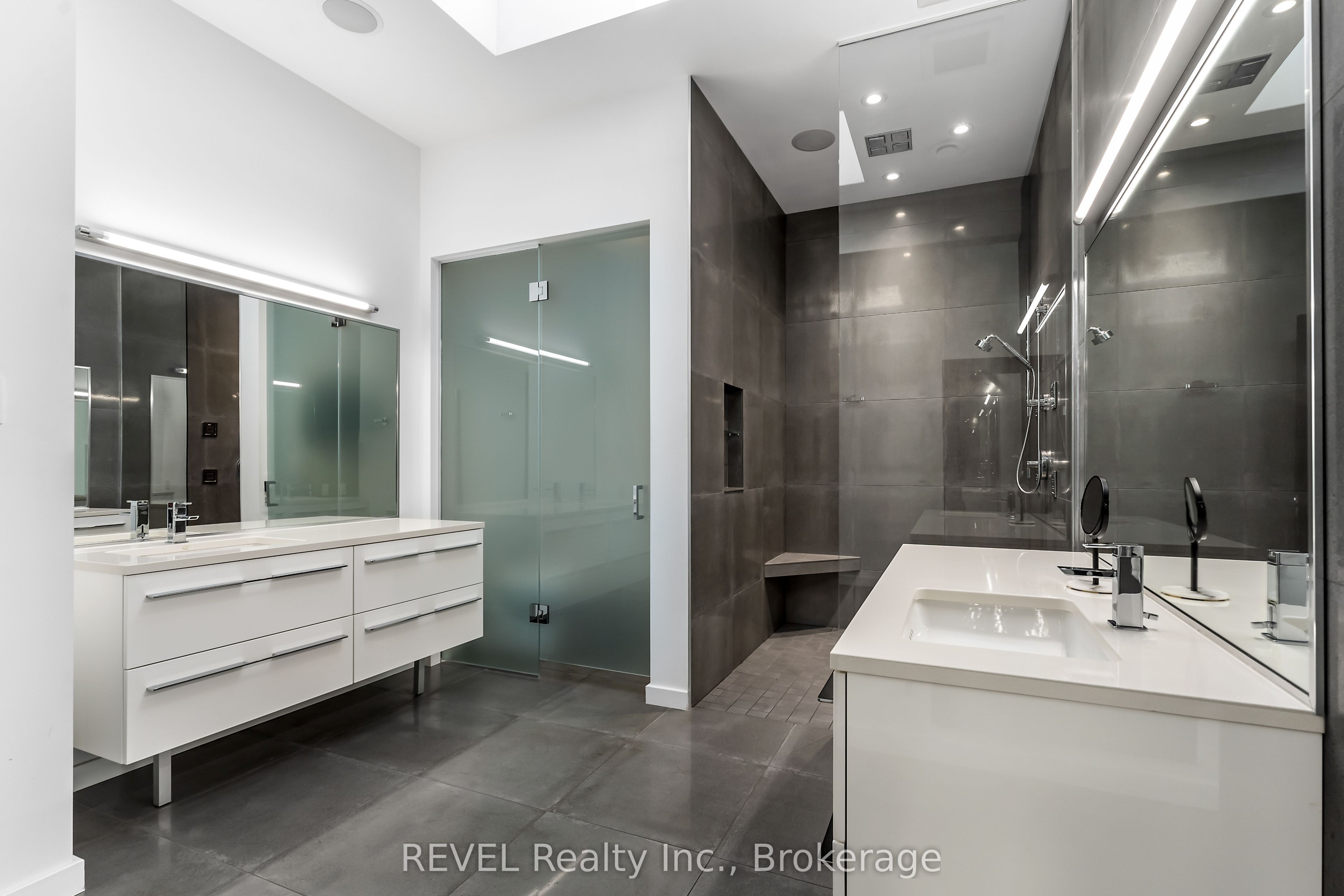 250 Canboro Road Property Photo 28