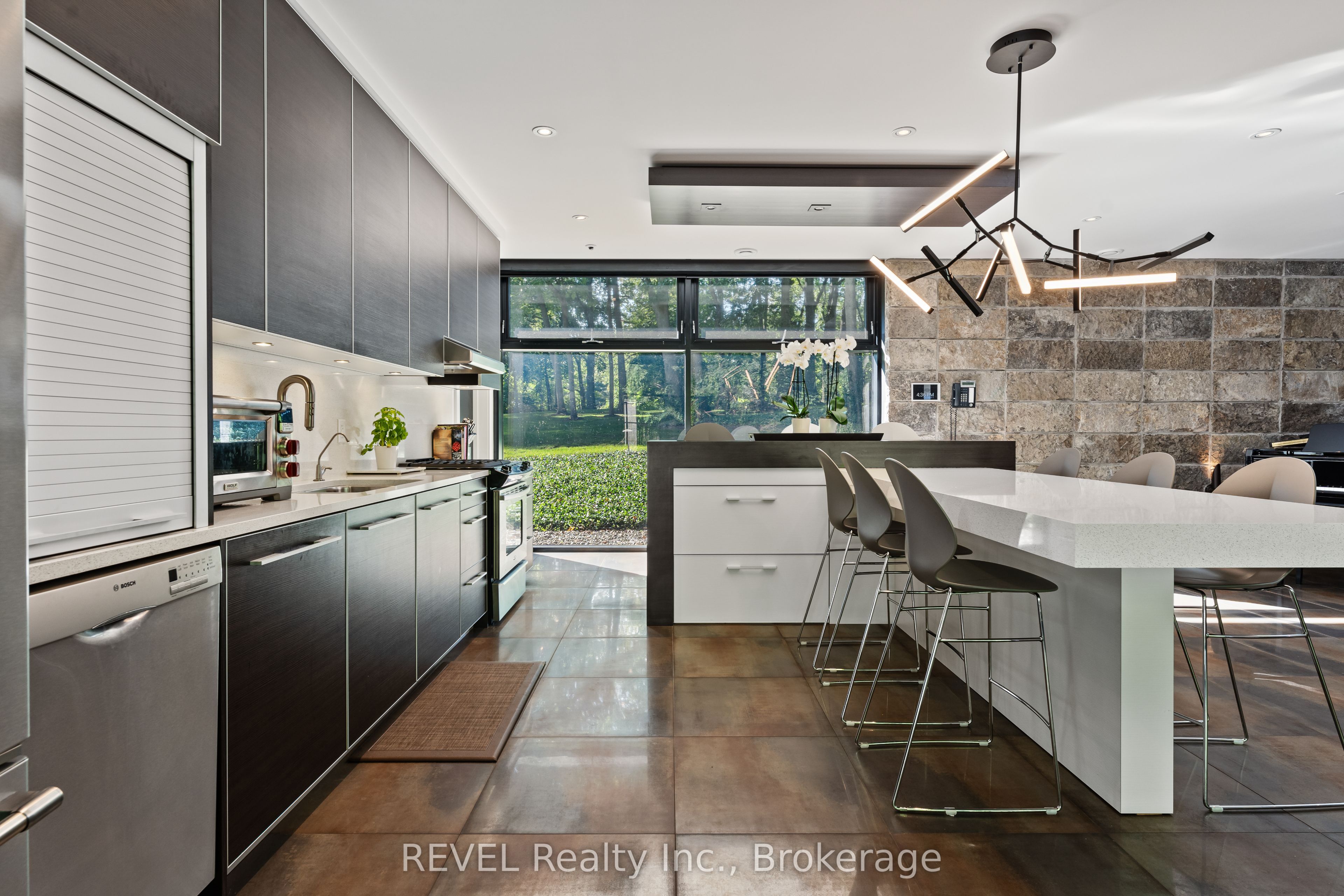 250 Canboro Road Property Photo 35