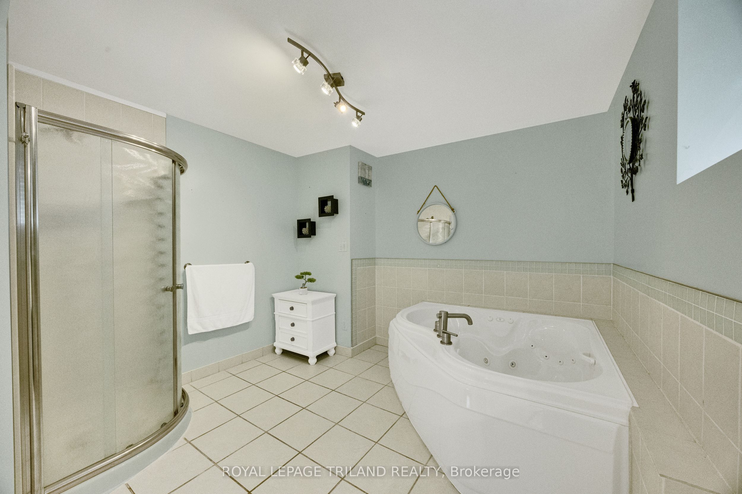 78 Loggers Grove Property Photo 33