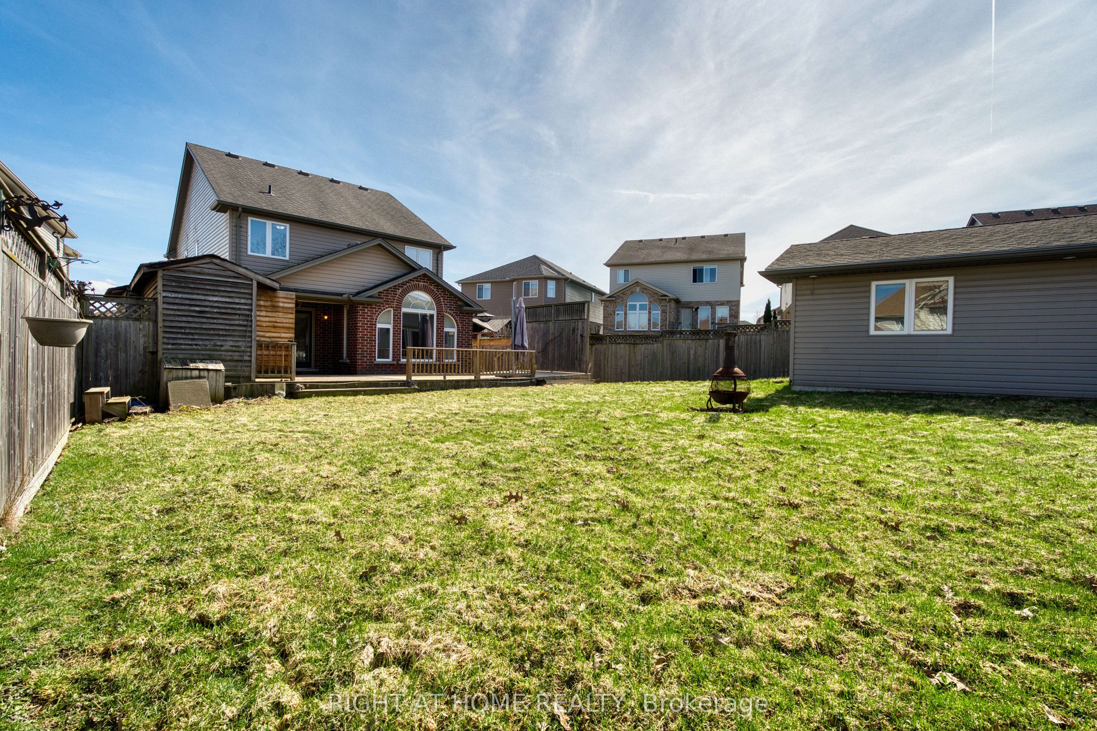 546 Maplewood Lane Property Photo 44