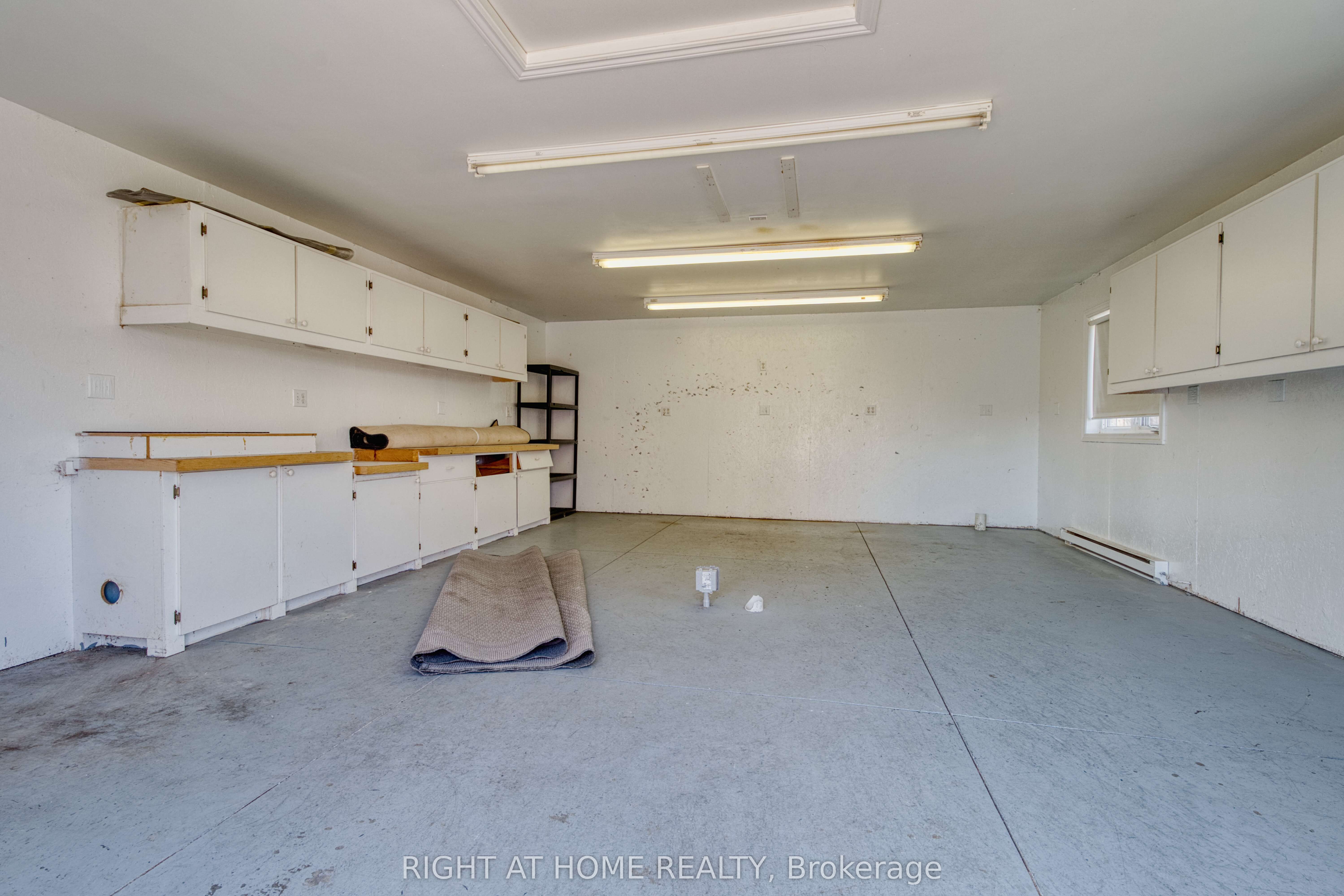 546 Maplewood Lane Property Photo 45