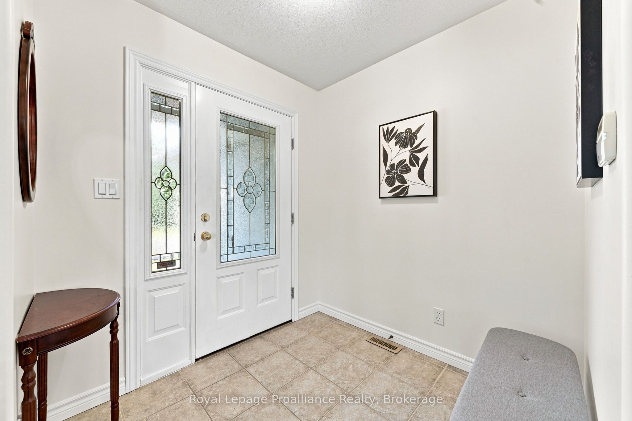 9 Seneca Drive Property Photo 11
