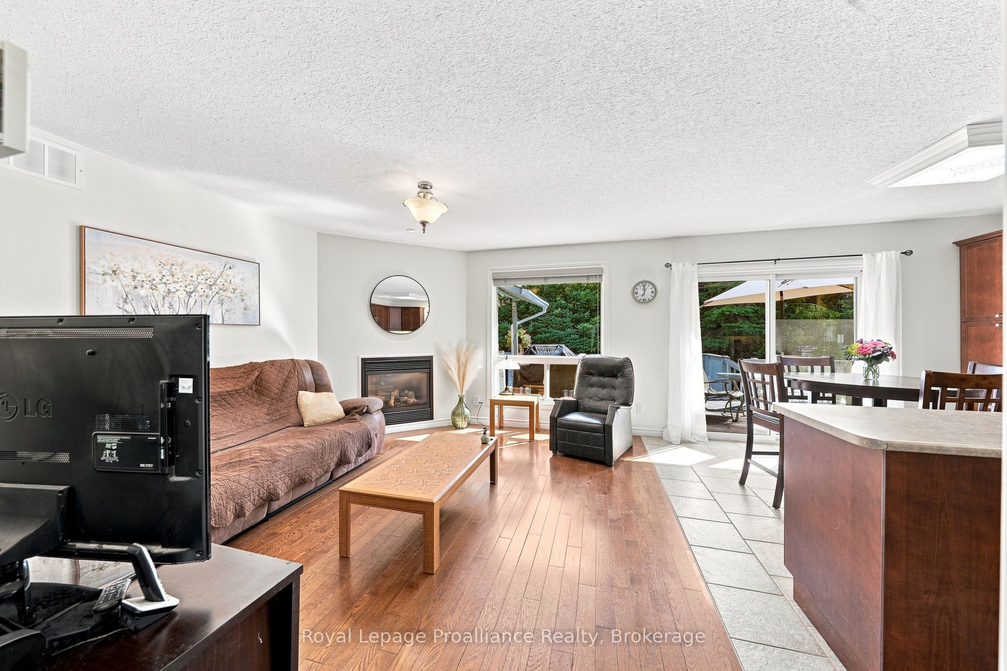 9 Seneca Drive Property Photo 17