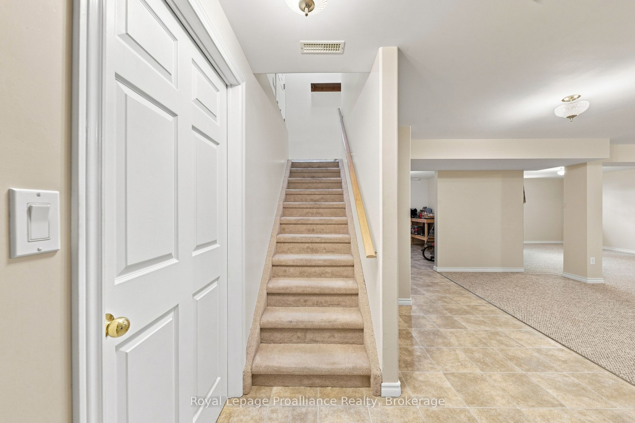 9 Seneca Drive Property Photo 34