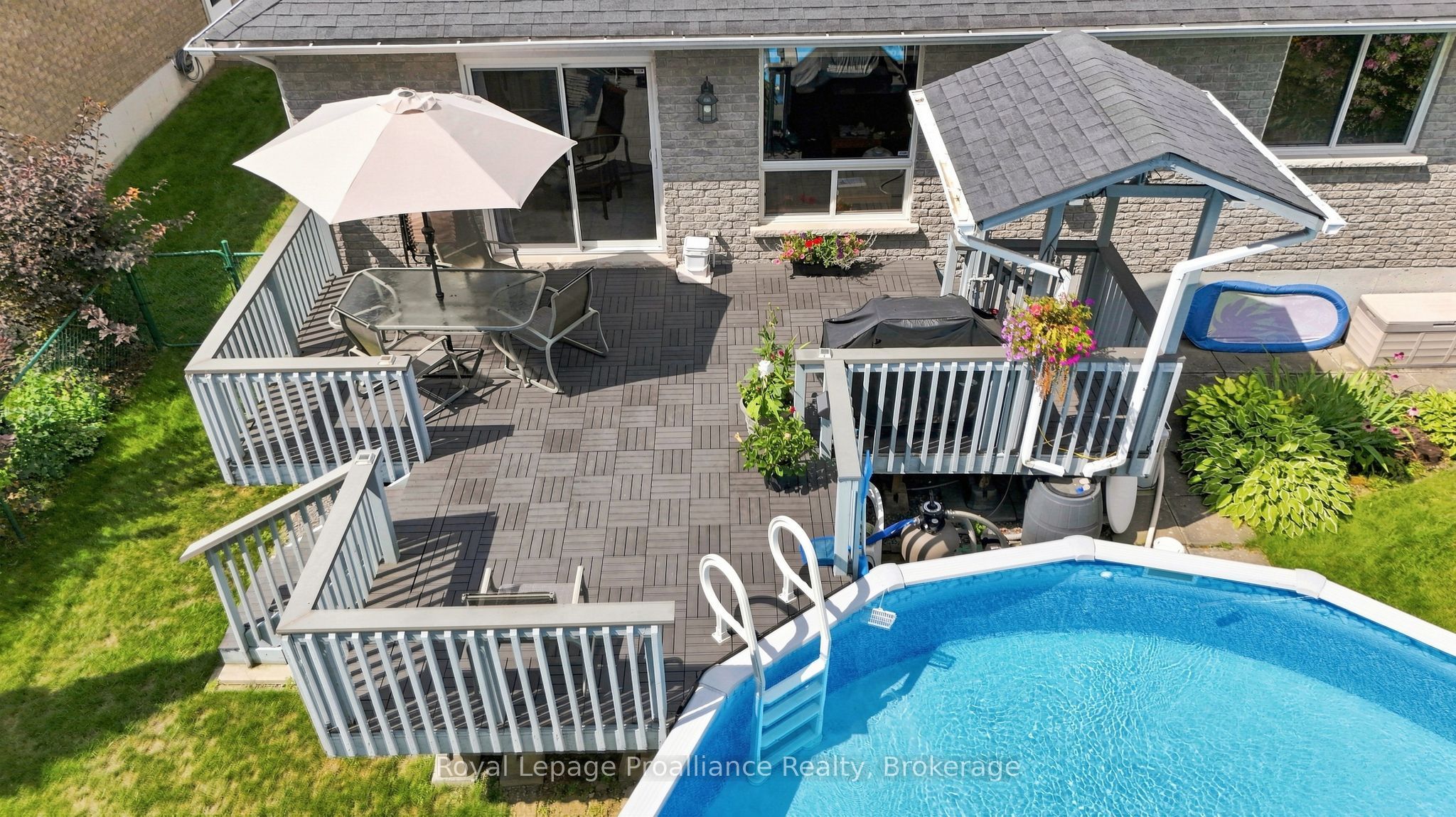 9 Seneca Drive Property Photo 40