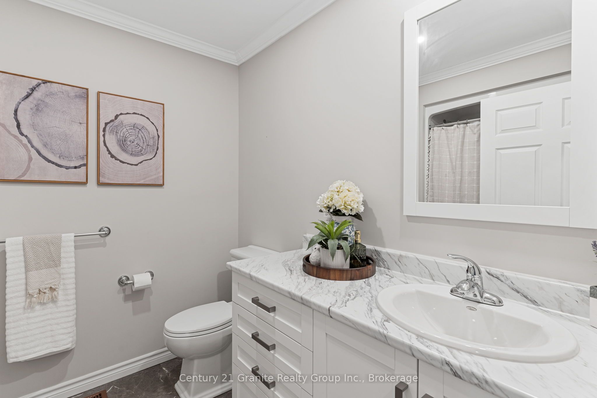 1097 Hawk Valley Road Property Photo 23