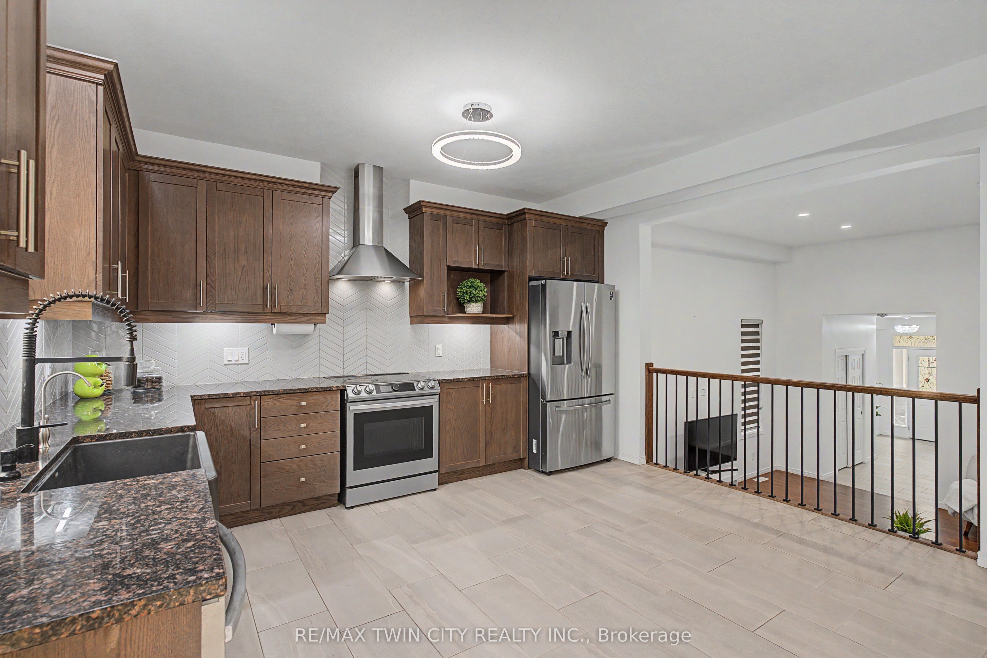 79 Beauchamp Drive Property Photo 7