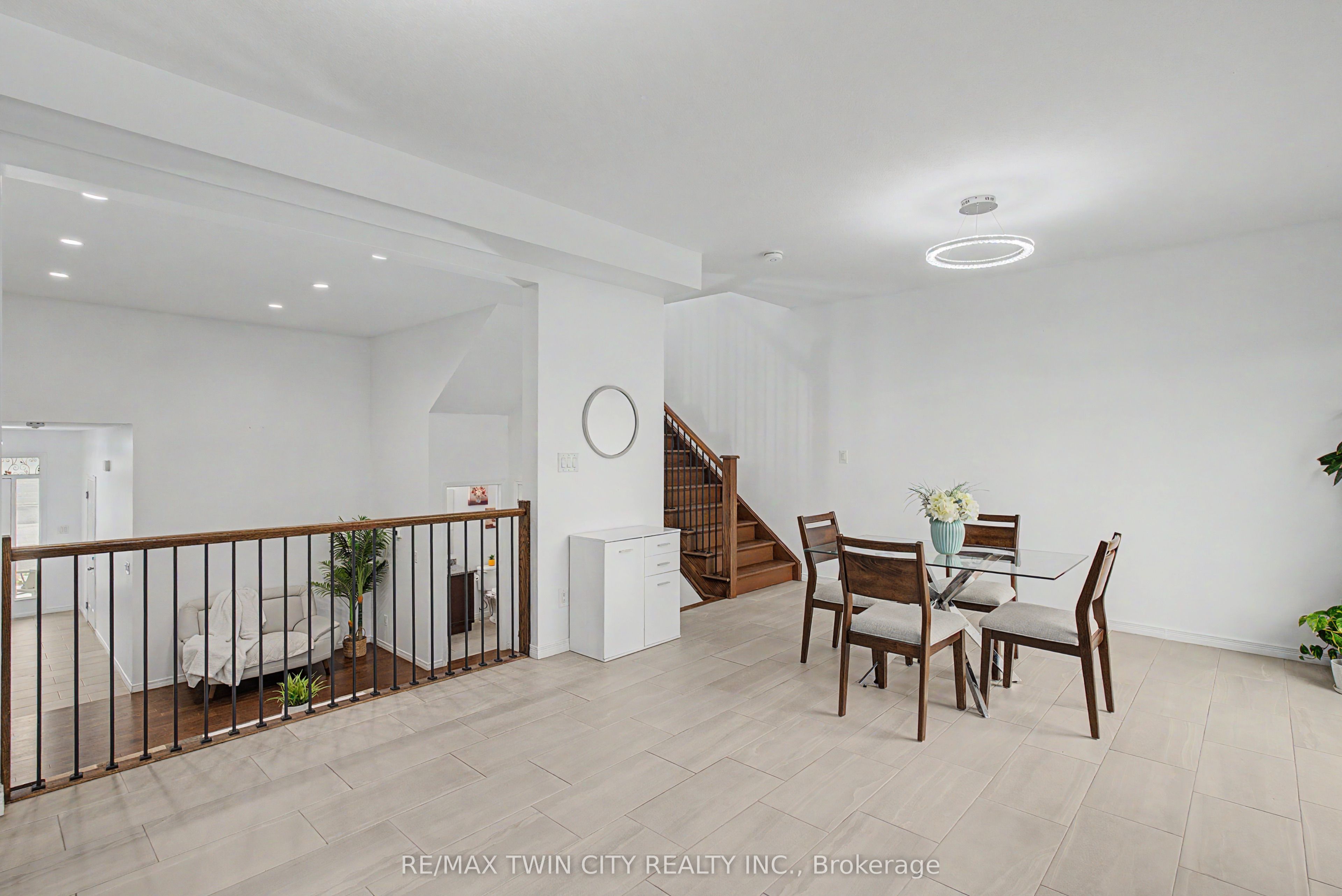 79 Beauchamp Drive Property Photo 8
