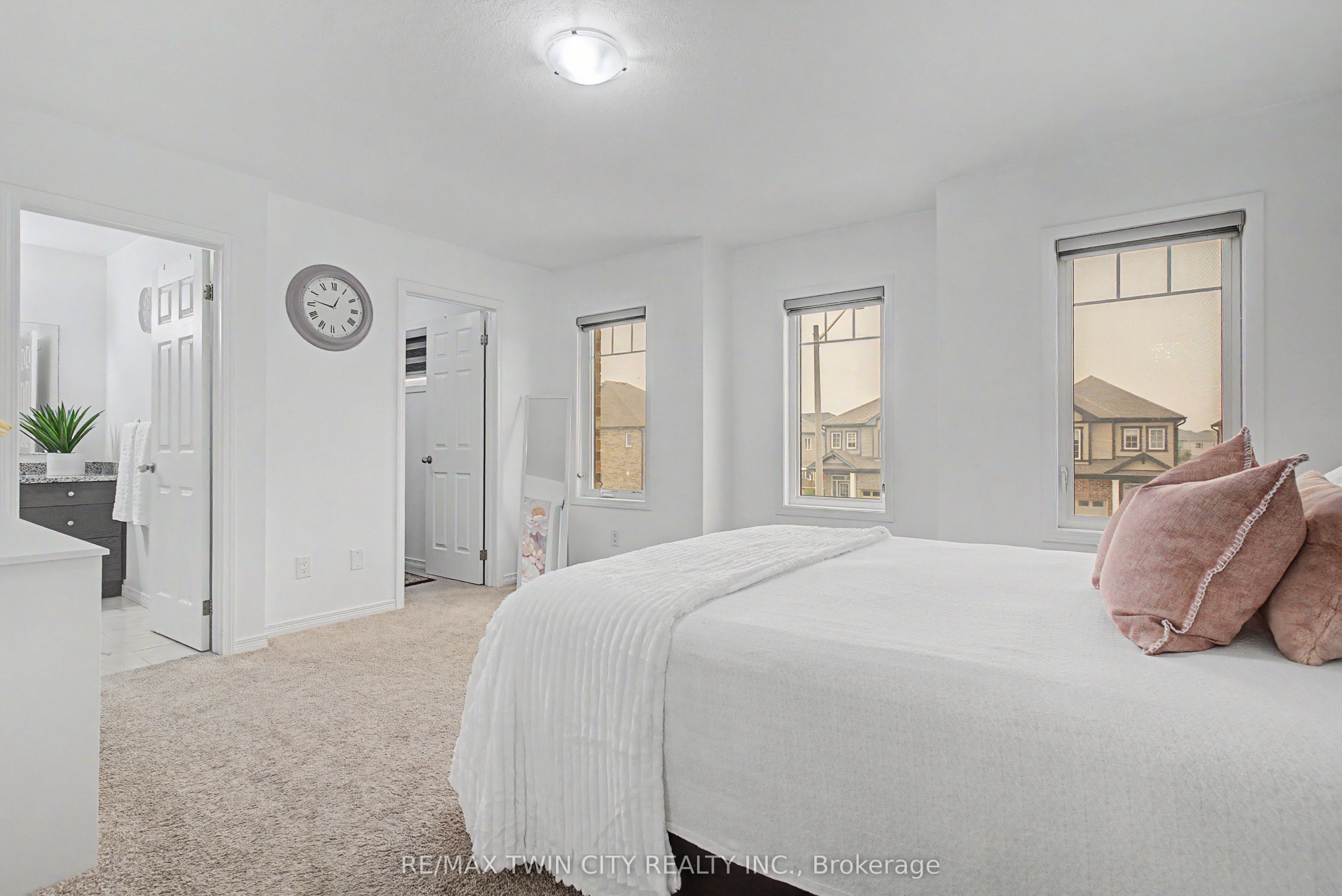79 Beauchamp Drive Property Photo 11