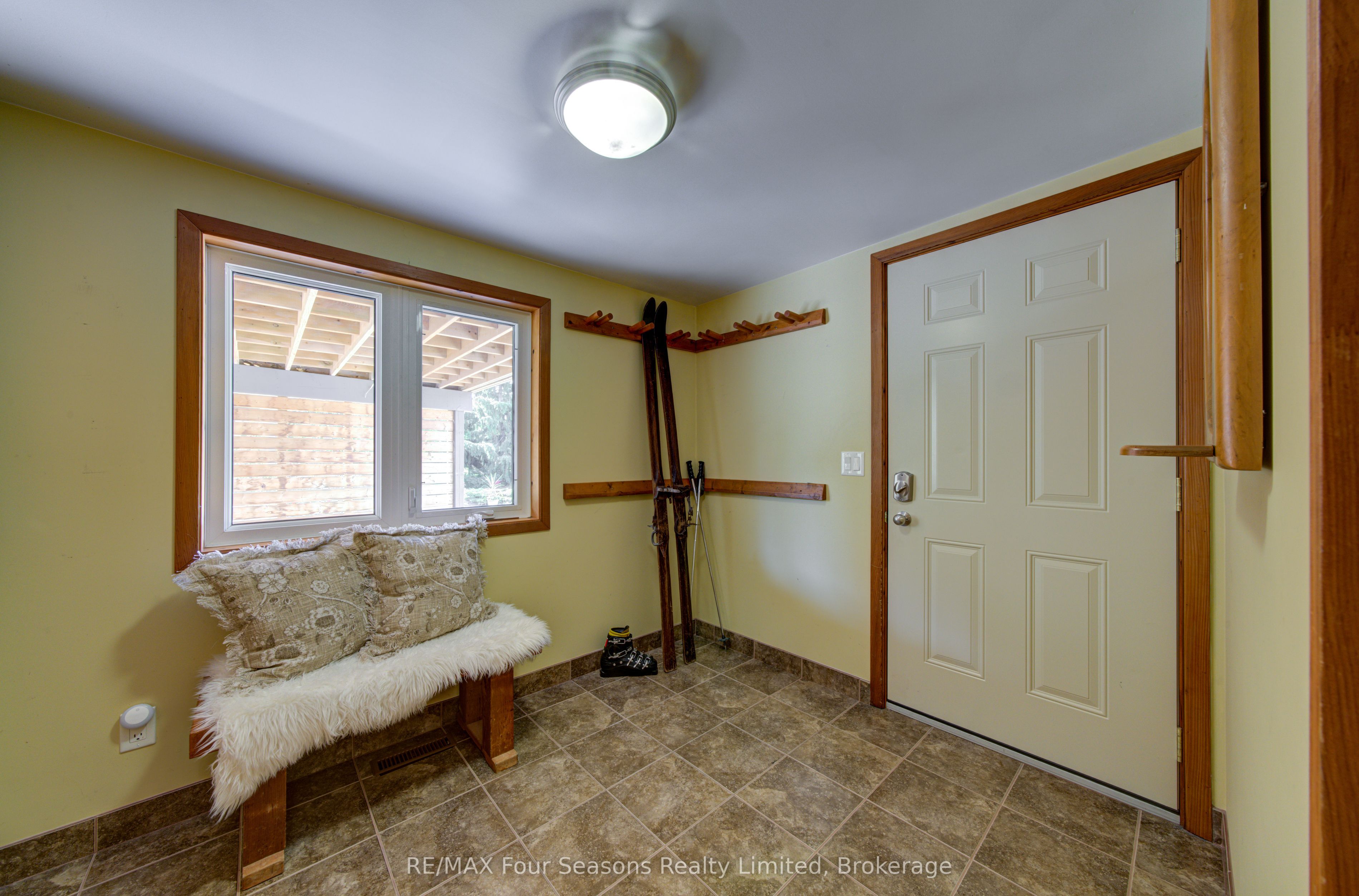 141 Jozo Weider Boulevard Property Photo 4
