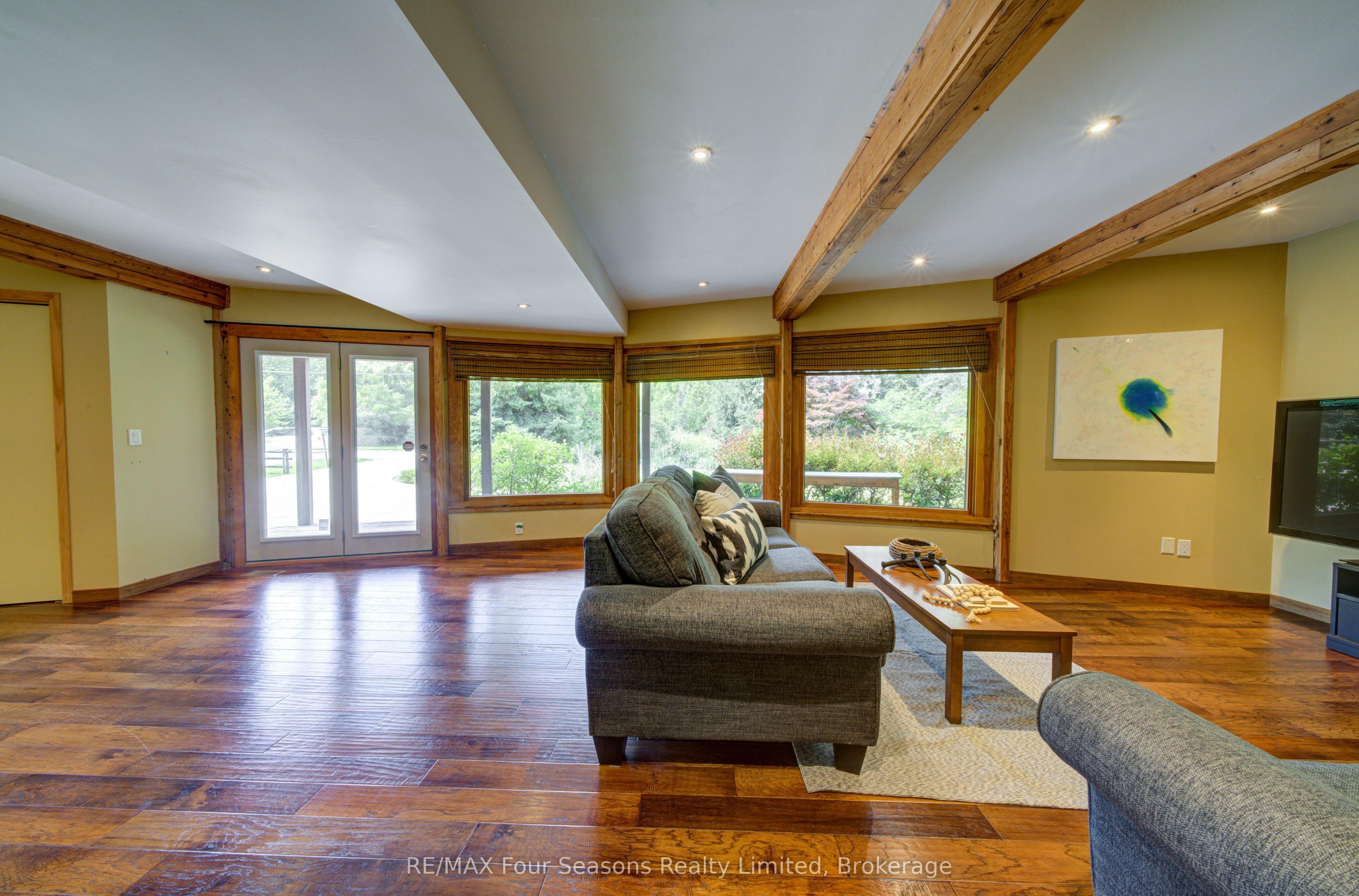 141 Jozo Weider Boulevard Property Photo 7