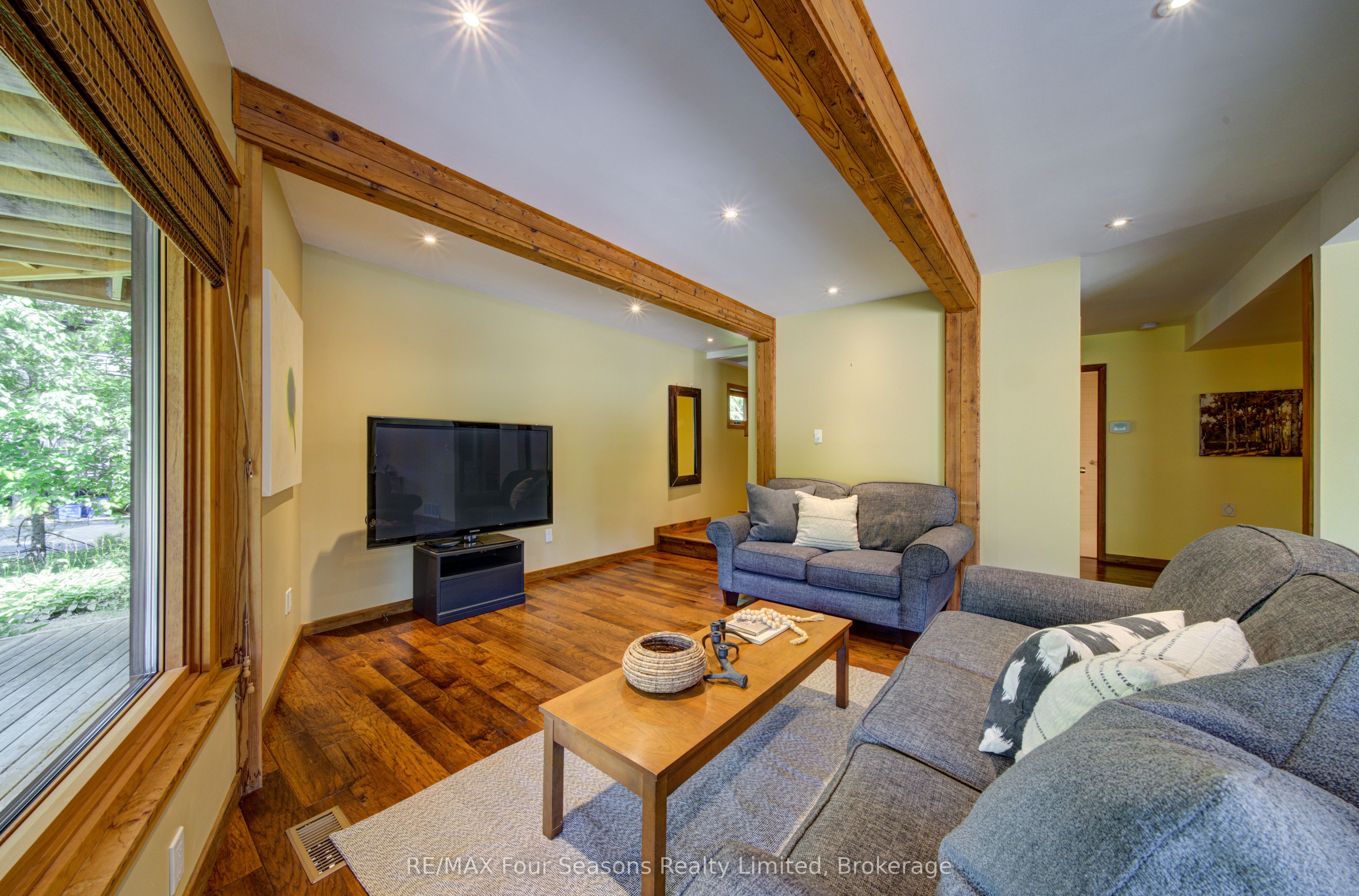 141 Jozo Weider Boulevard Property Photo 10