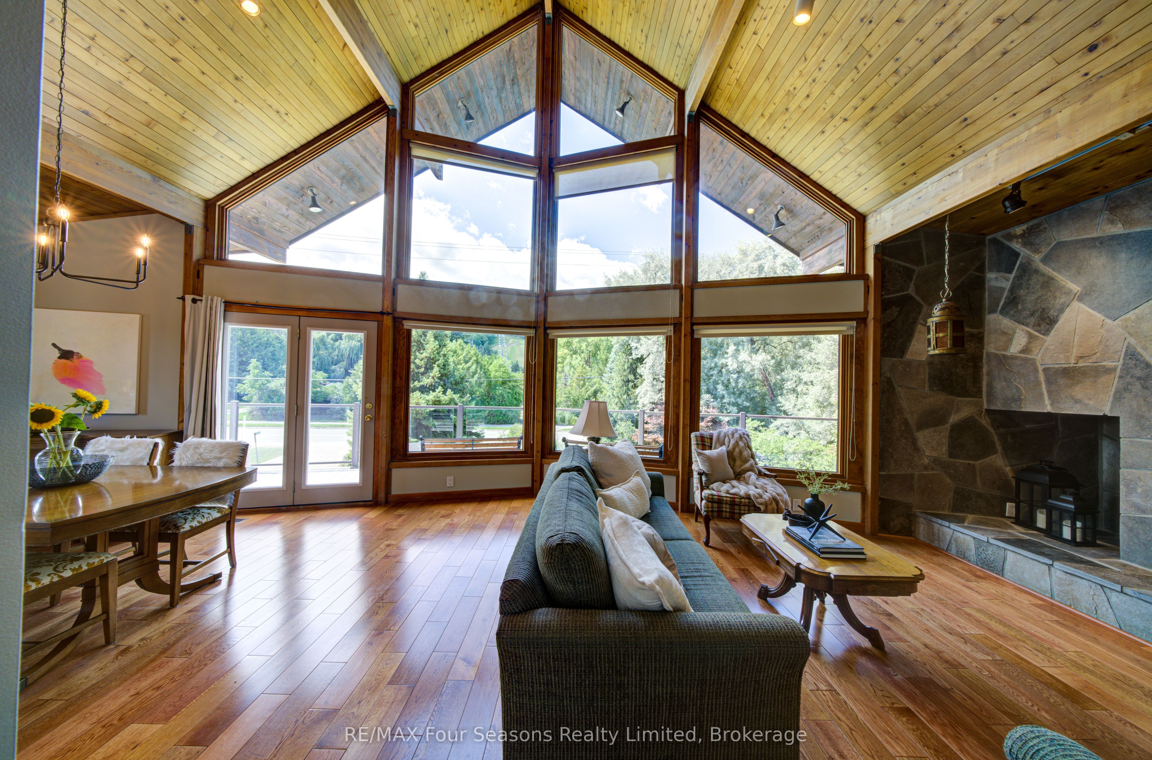 141 Jozo Weider Boulevard Property Photo 12