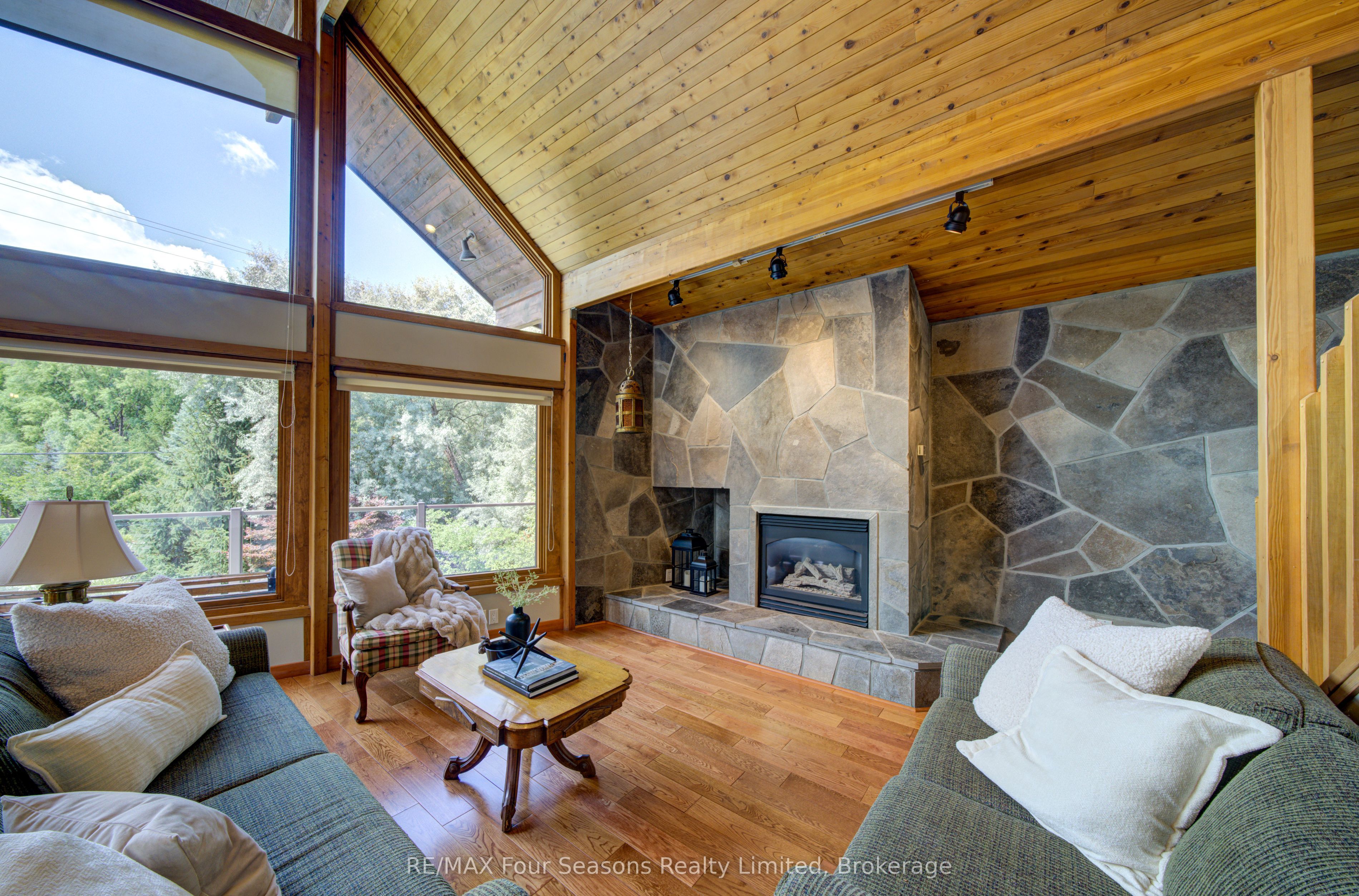 141 Jozo Weider Boulevard Property Photo 14
