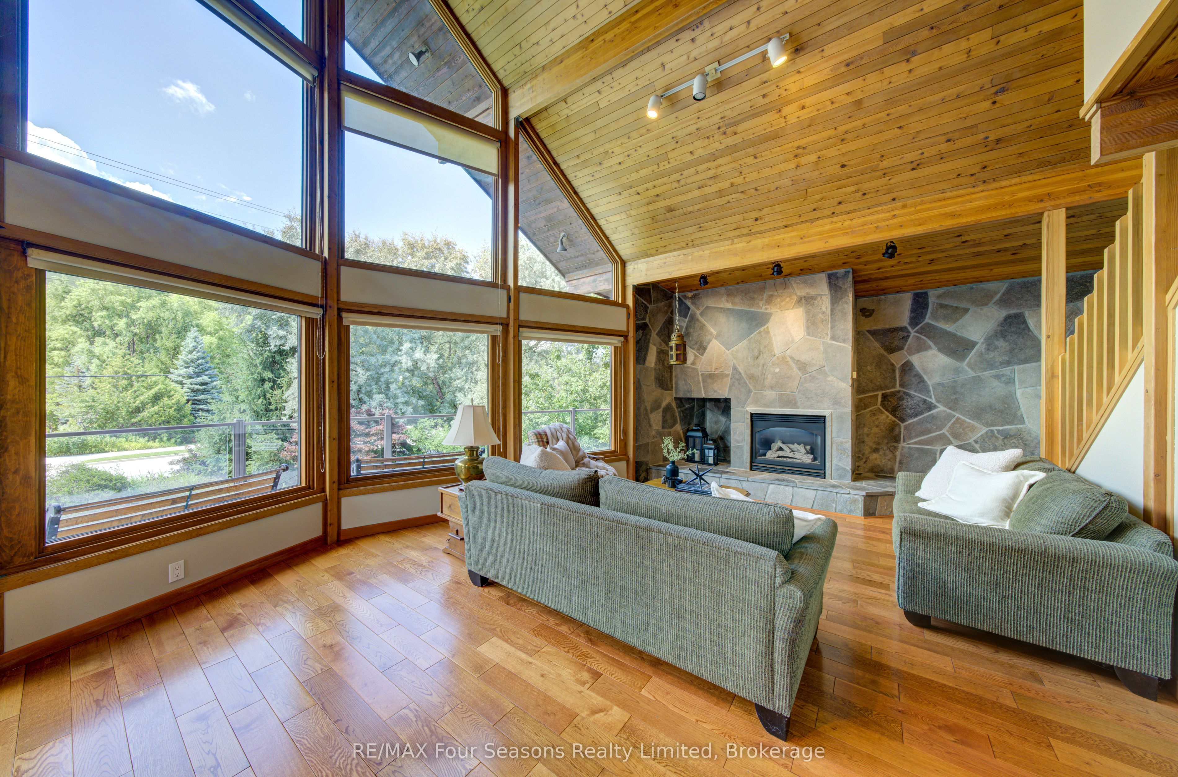 141 Jozo Weider Boulevard Property Photo 15