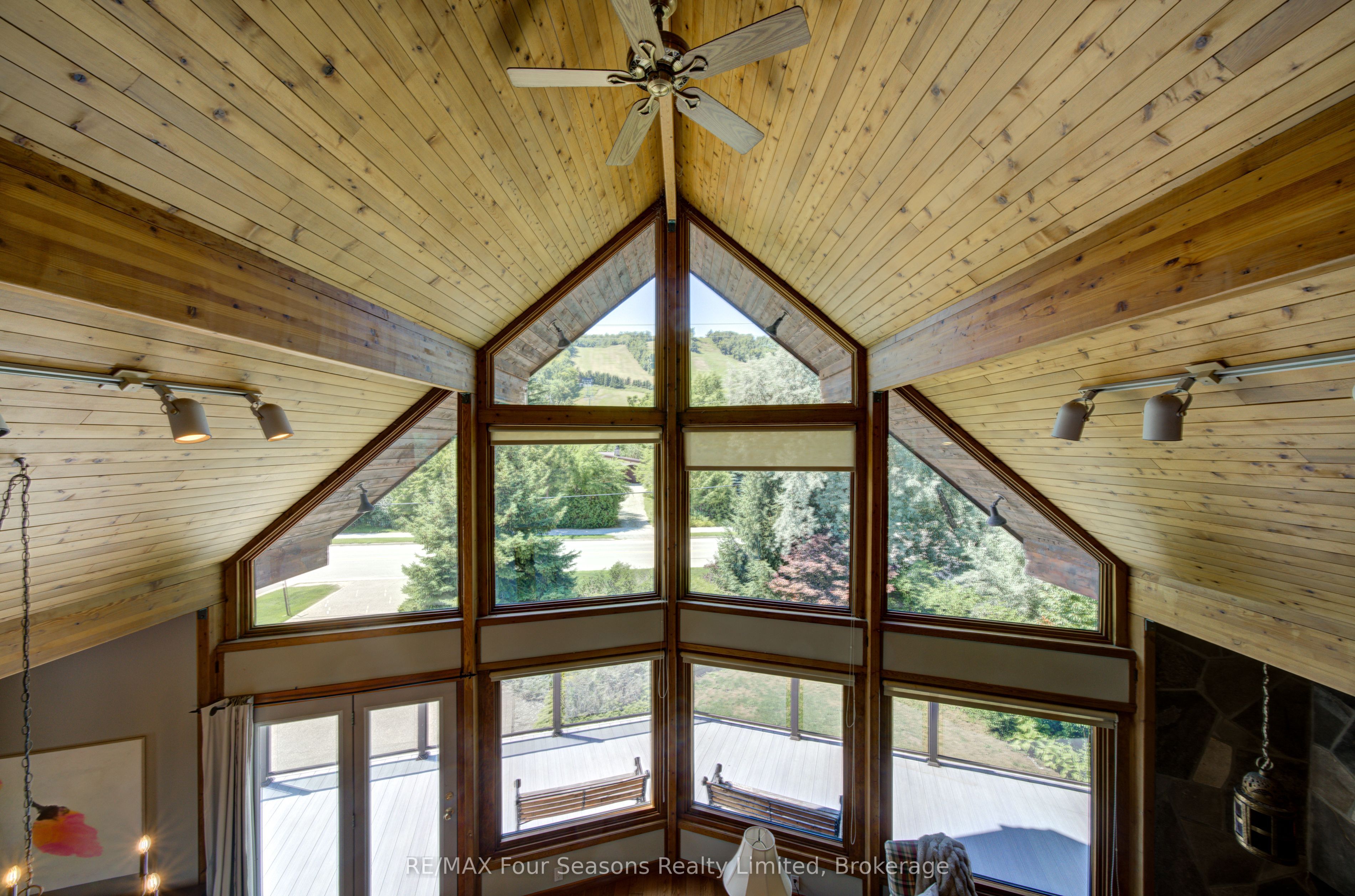 141 Jozo Weider Boulevard Property Photo 43