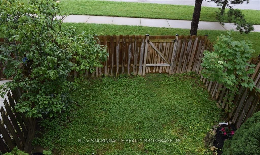 1855 Aldersbrook Road 11 Property Photo 16