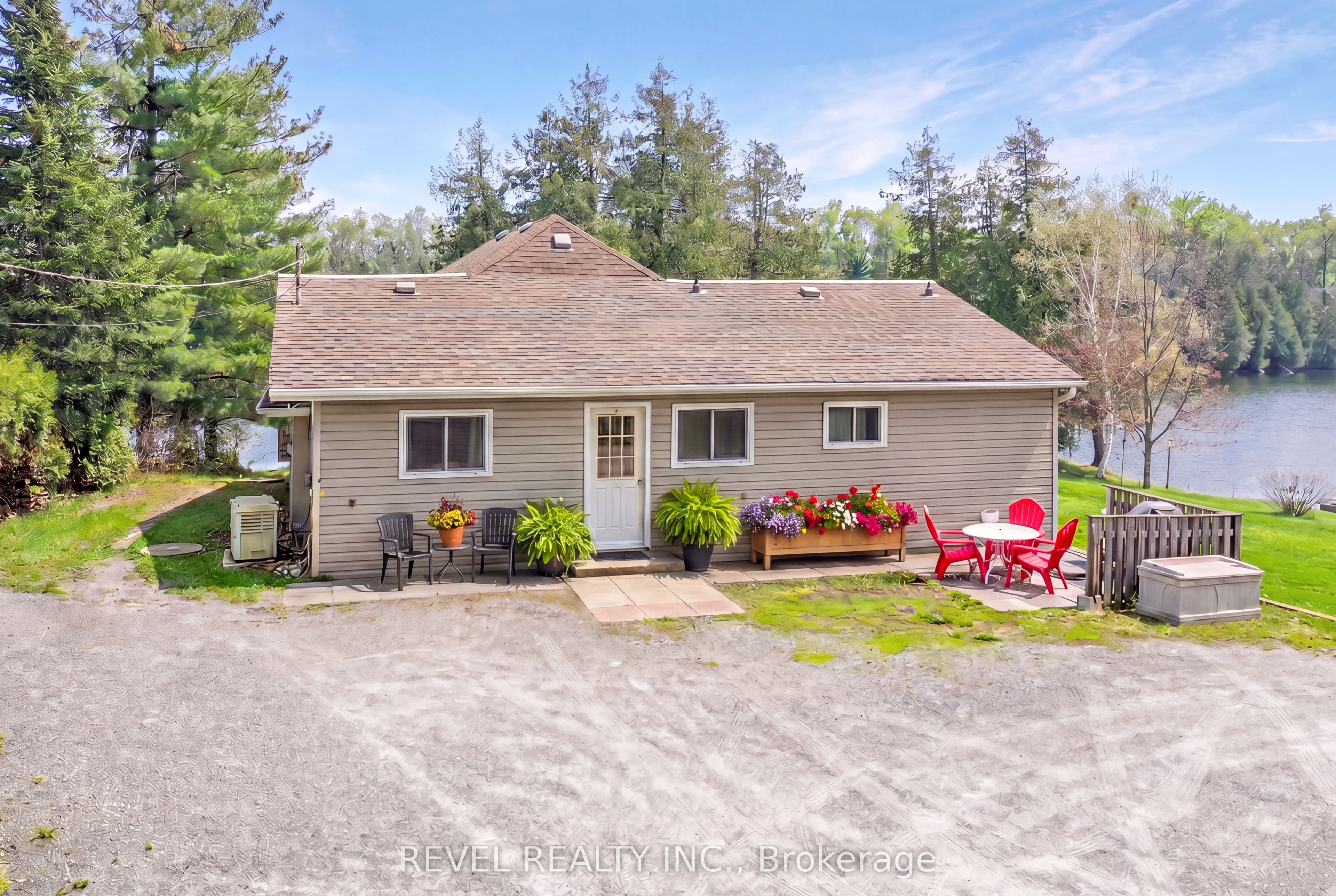 106 Coldstream Road Property Photo 2