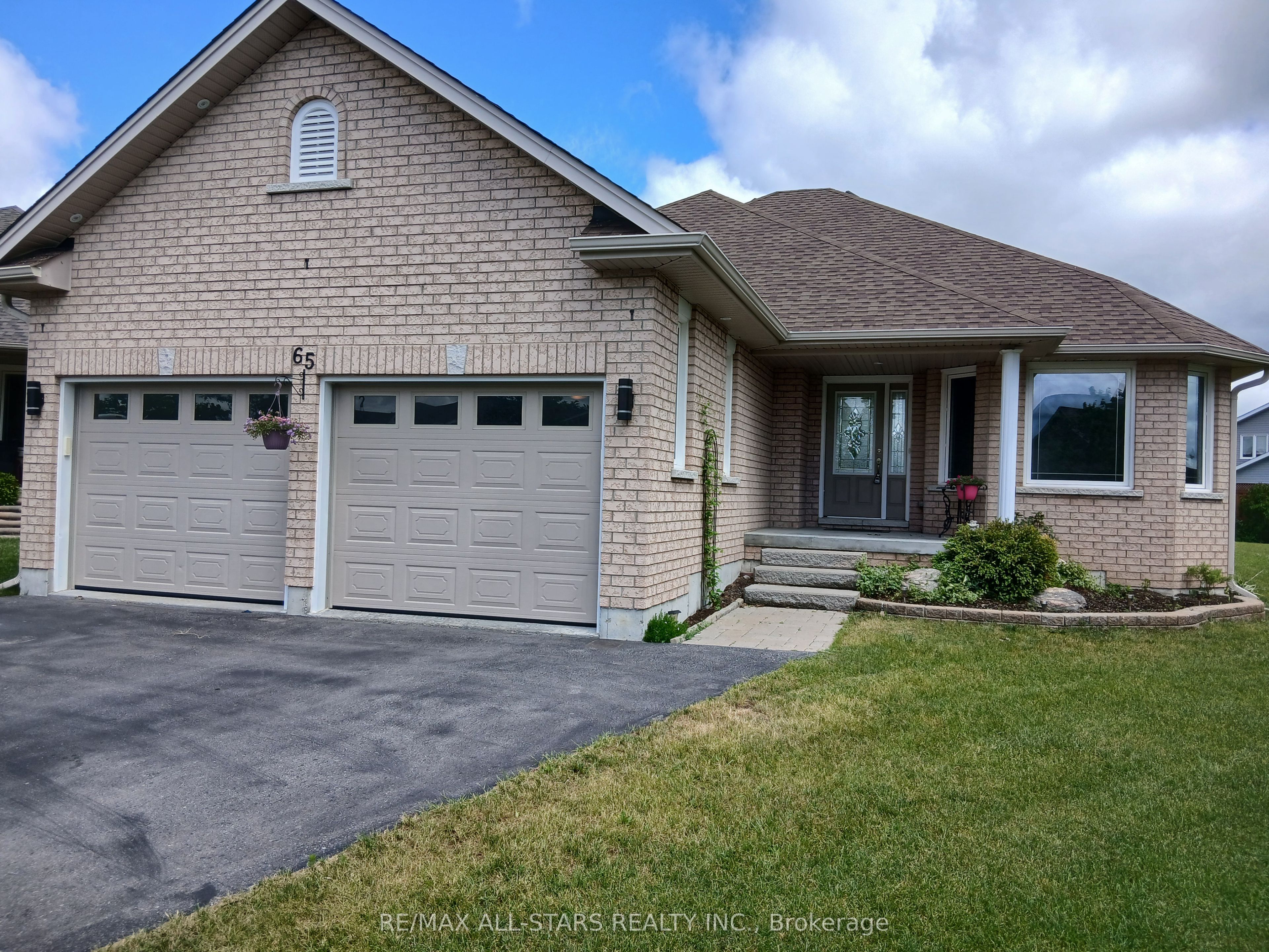 65 Liam Street Property Photo 1
