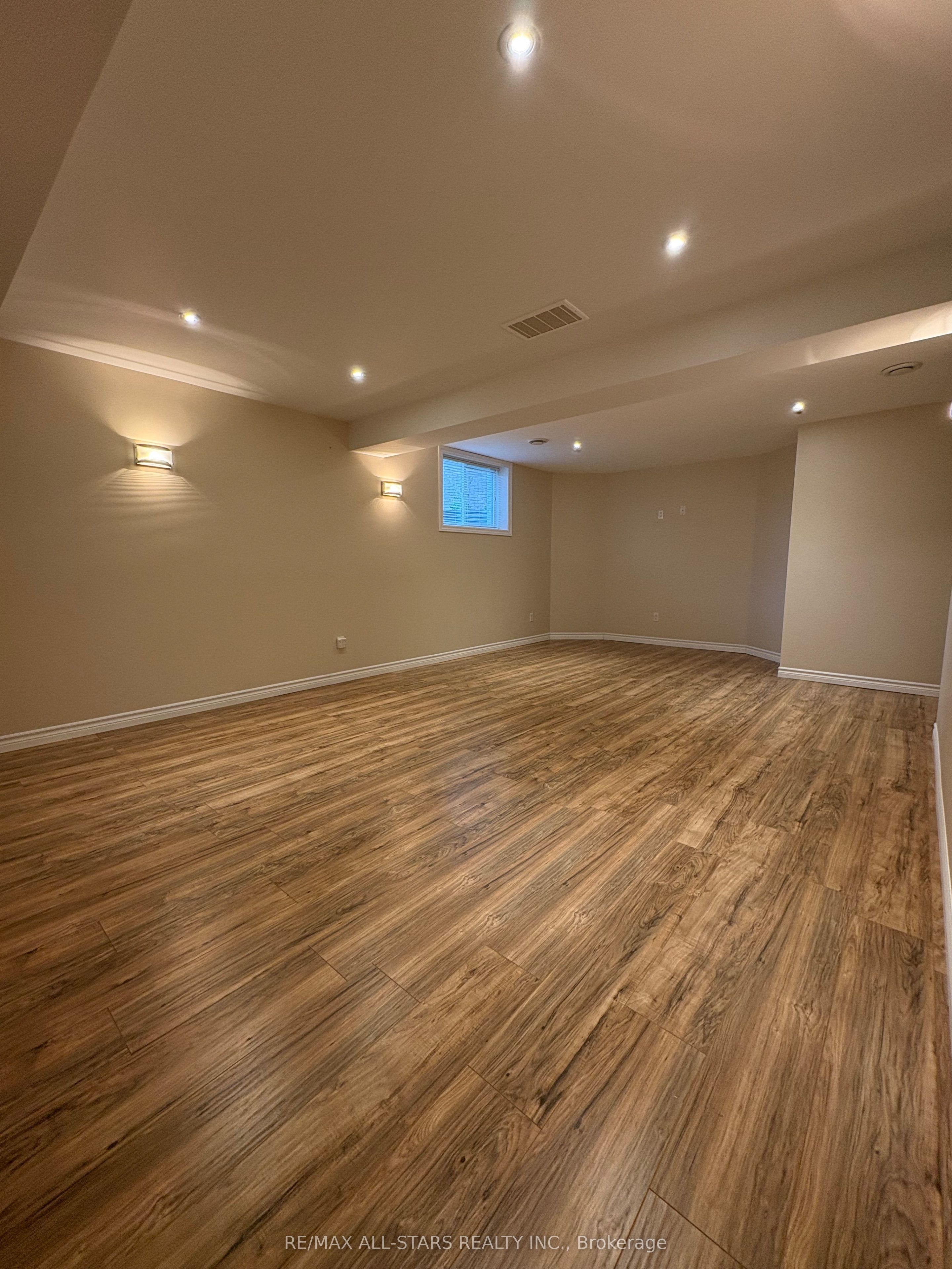 65 Liam Street Property Photo 14