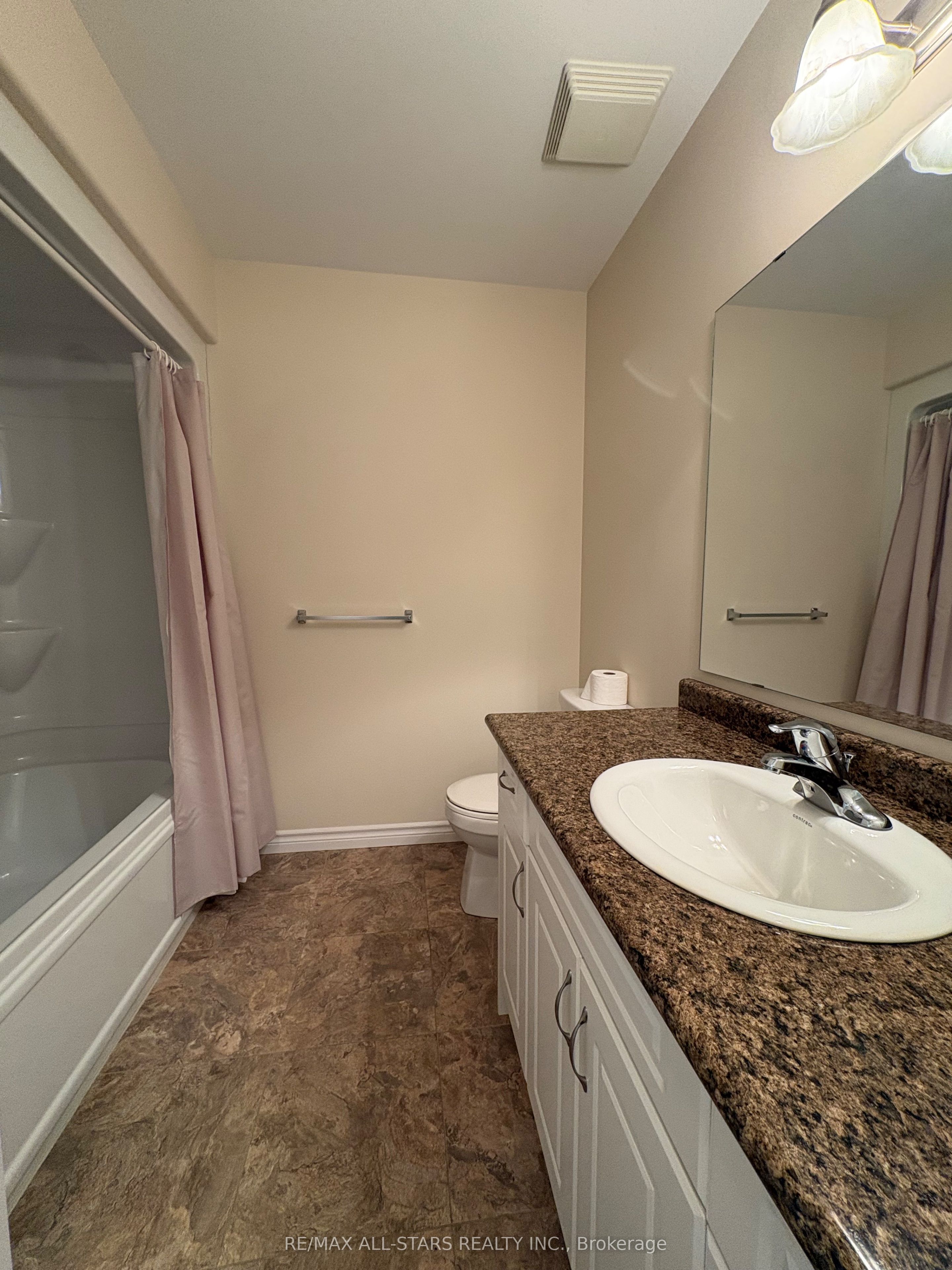 65 Liam Street Property Photo 15