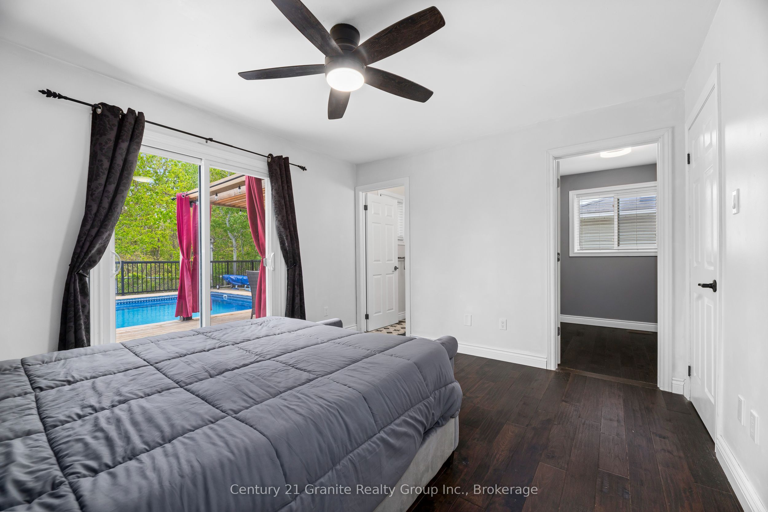 692 Ewing Street Property Photo 19