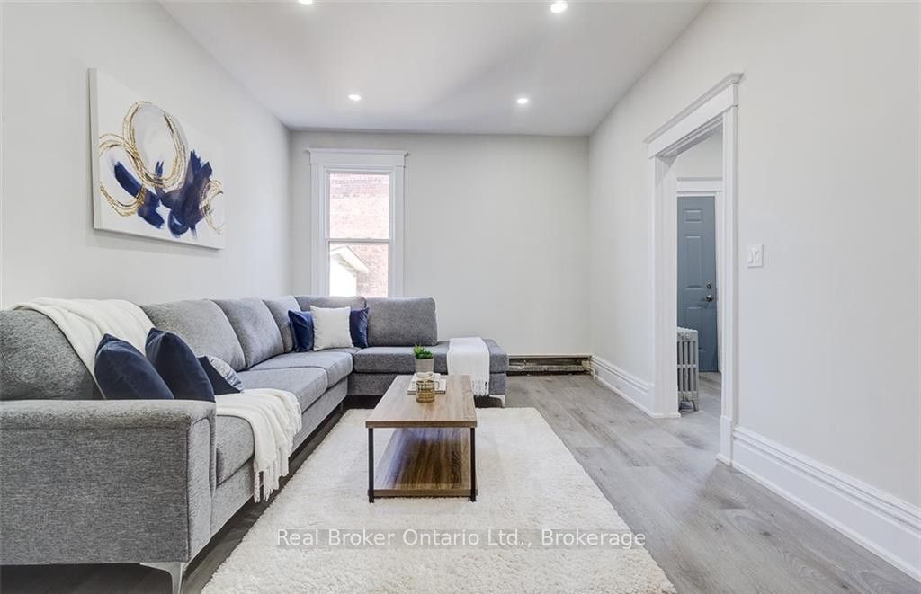 647 Wilson Street Property Photo 10
