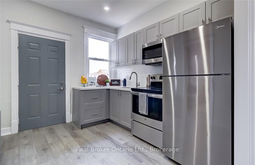 647 Wilson Street Property Photo 15
