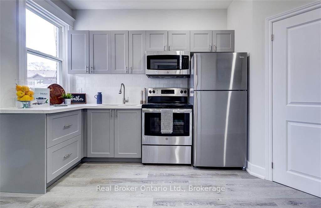 647 Wilson Street Property Photo 16