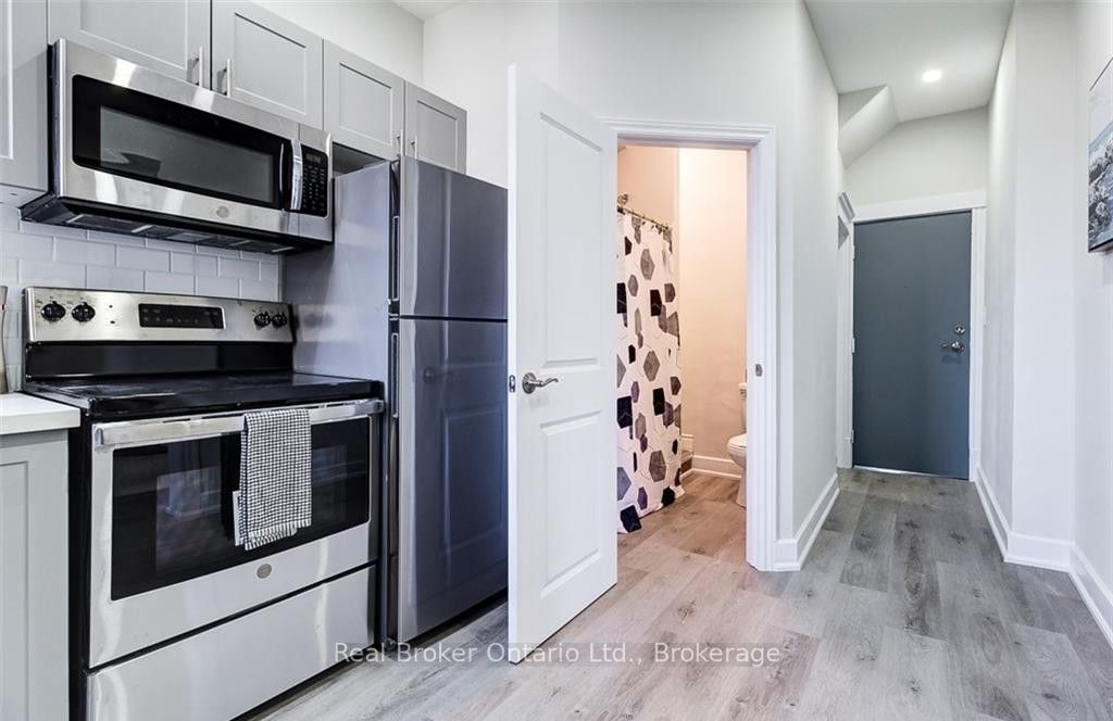 647 Wilson Street Property Photo 17