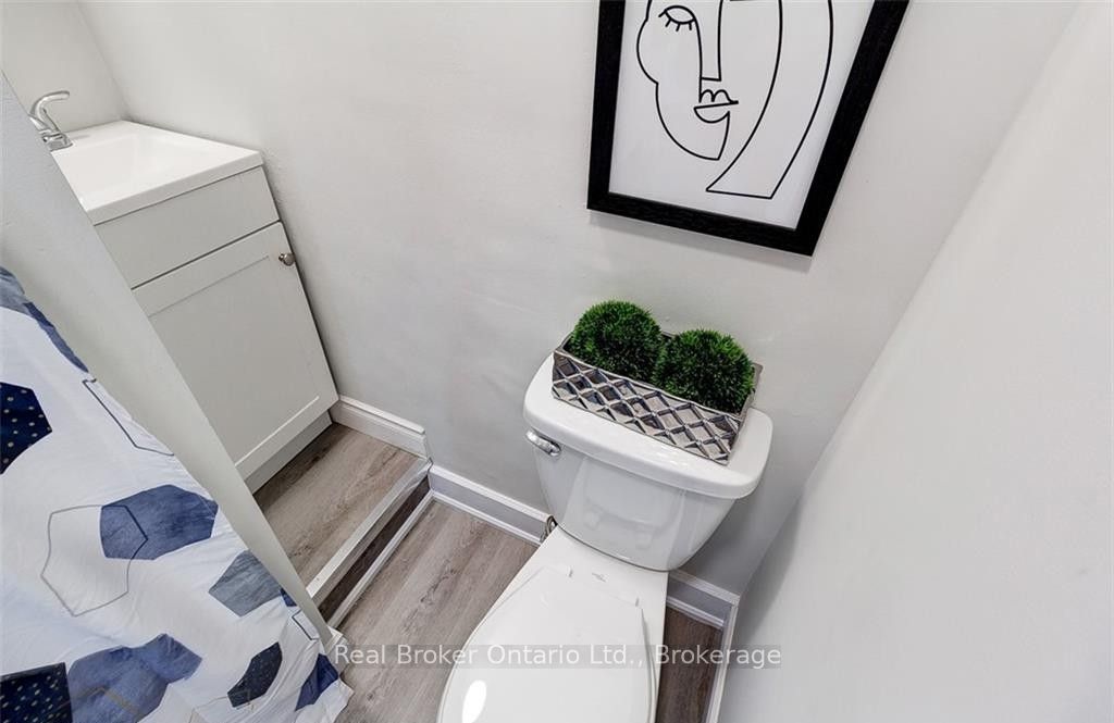 647 Wilson Street Property Photo 18