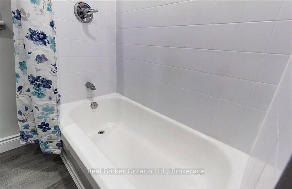 647 Wilson Street Property Photo 26