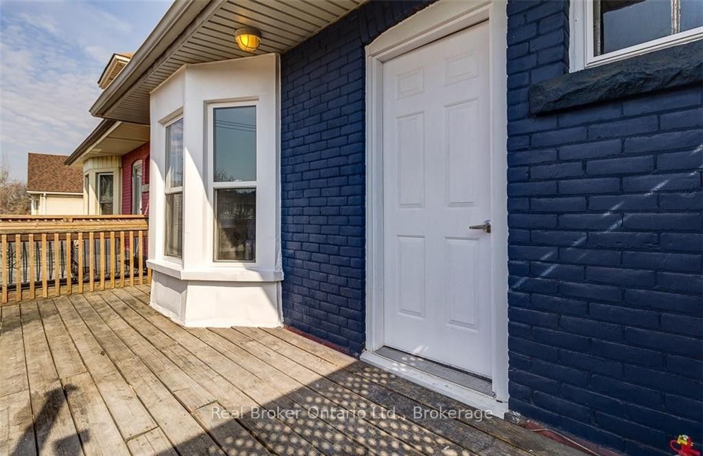 647 Wilson Street Property Photo 31