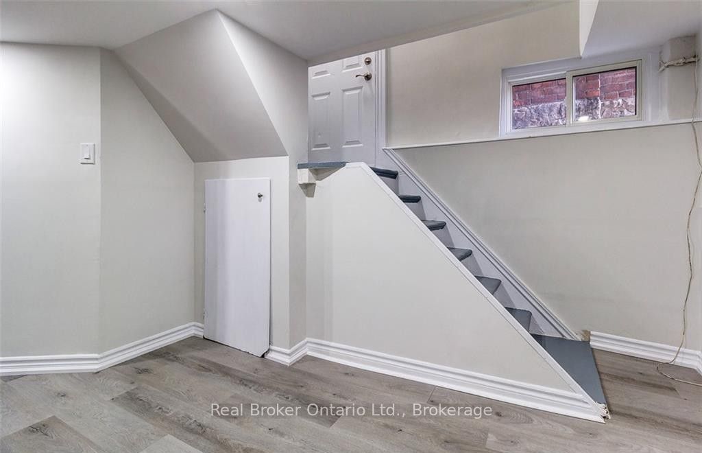 647 Wilson Street Property Photo 42