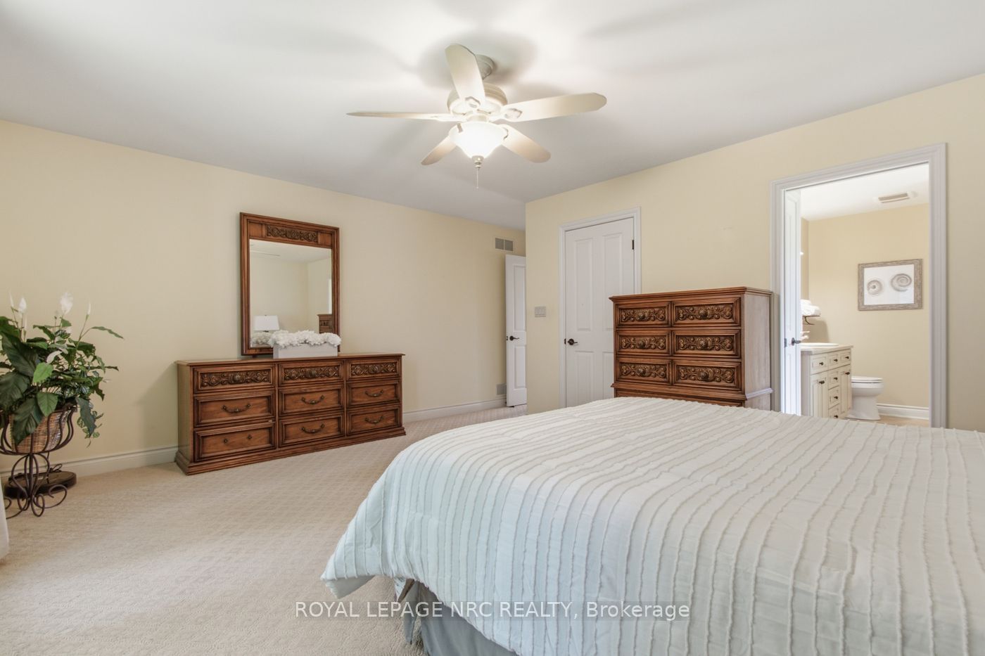 79 Cherry Ridge Boulevard Property Photo 28