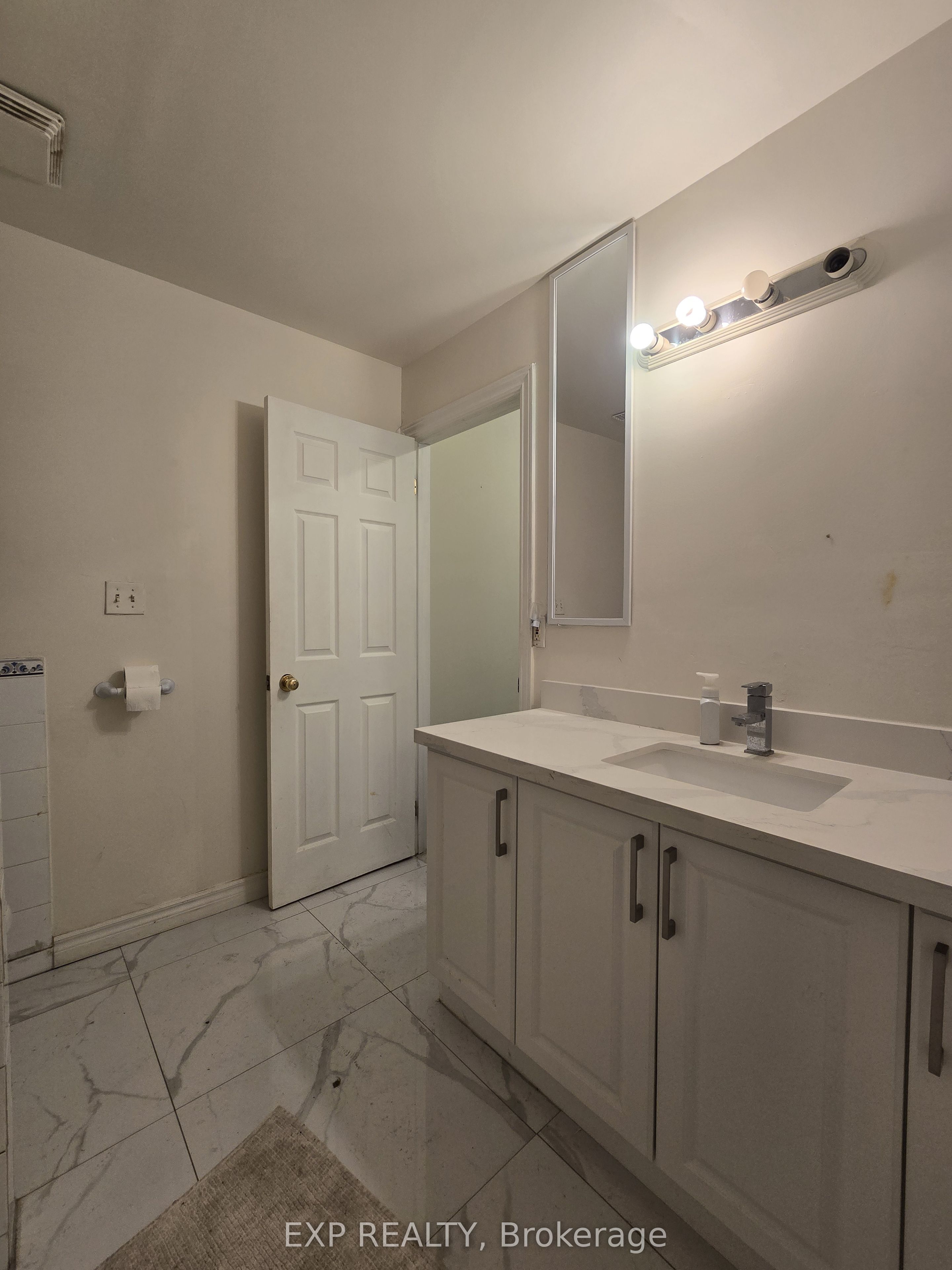 88 Colborne Street 1 Property Photo 6