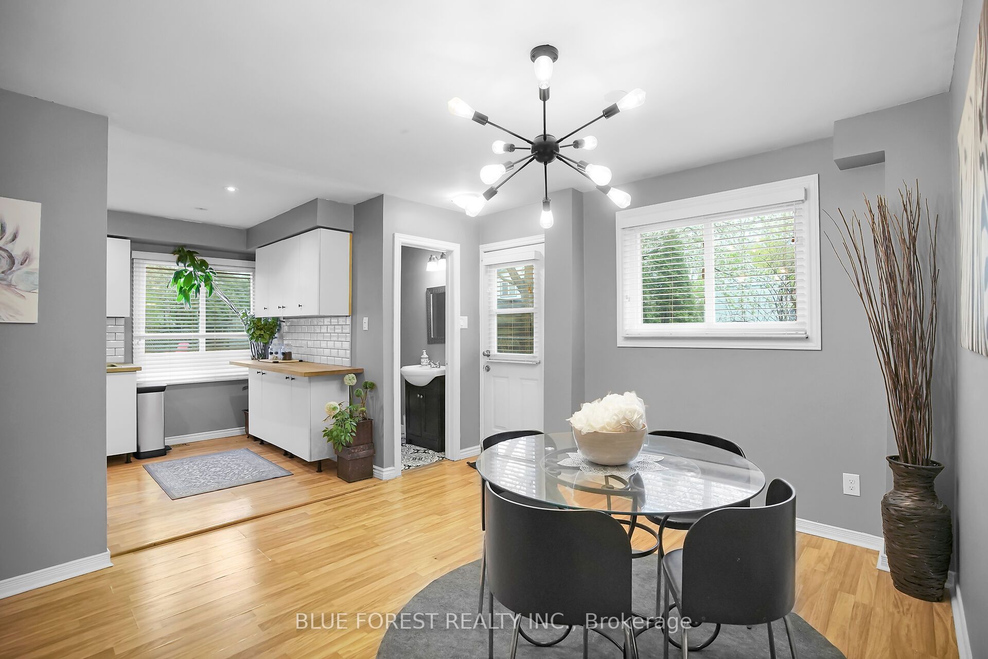 9 Ardsley Road Property Photo 7