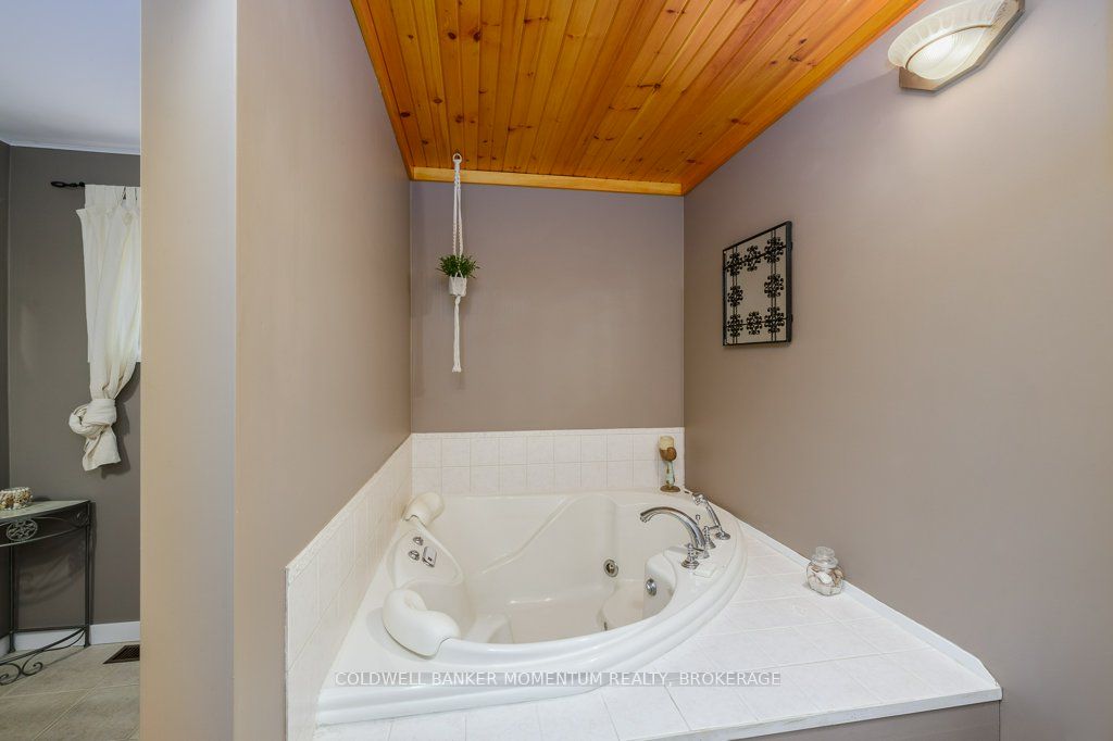 9 Heathcote Terrace Property Photo 25