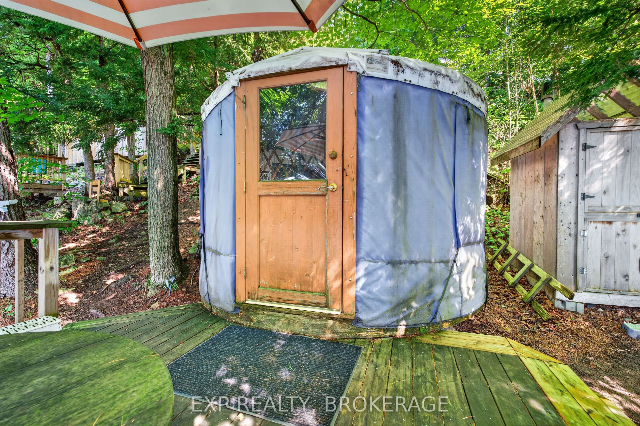 332 Hillcrest Lane Property Photo 8