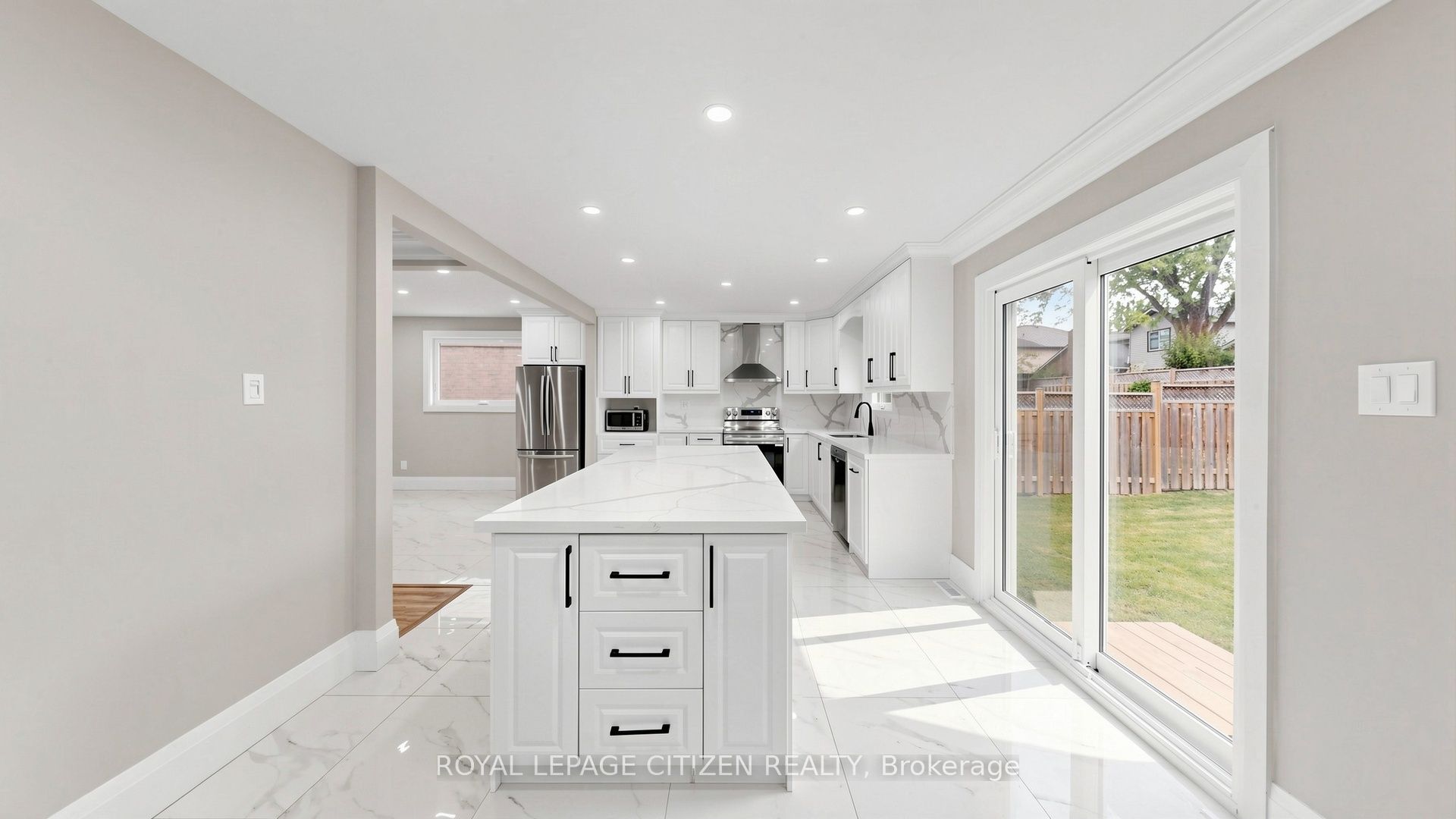 27 Emperor Avenue Property Photo 8