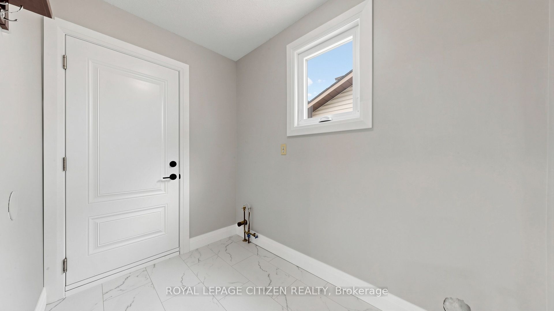 27 Emperor Avenue Property Photo 20