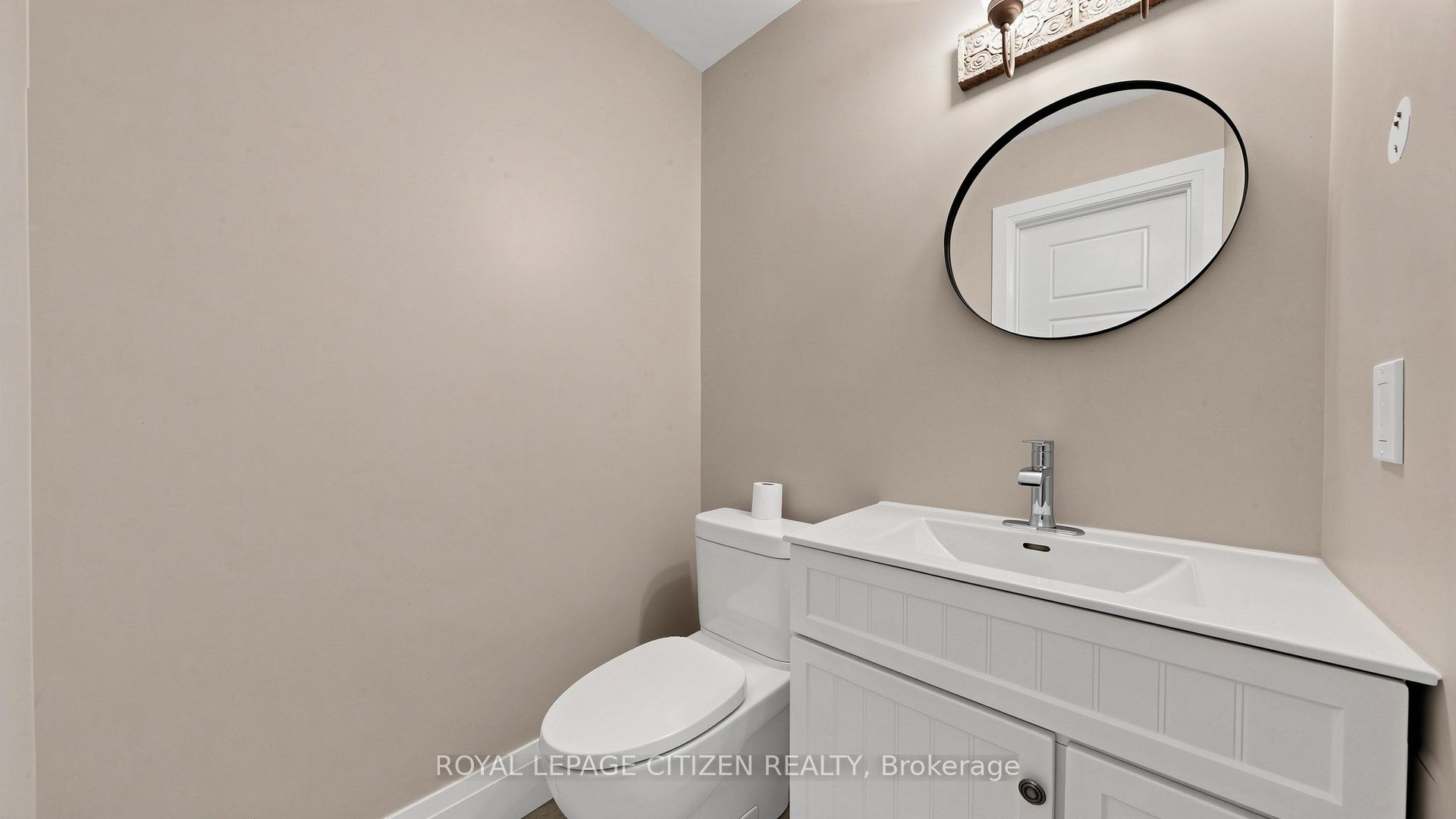 27 Emperor Avenue Property Photo 21