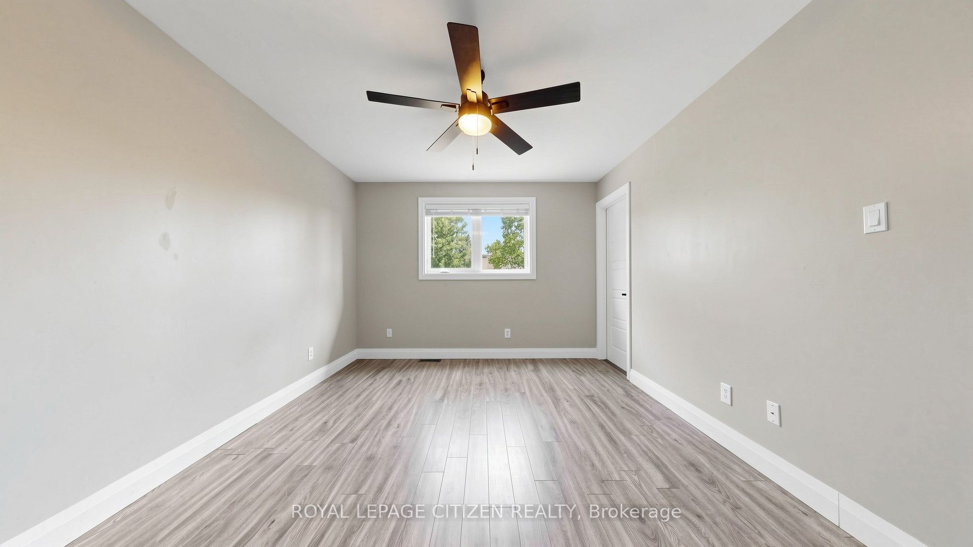 27 Emperor Avenue Property Photo 26