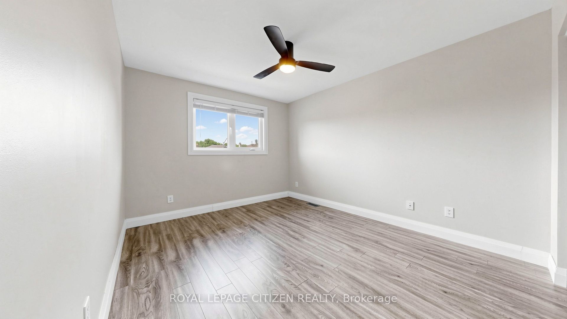 27 Emperor Avenue Property Photo 31