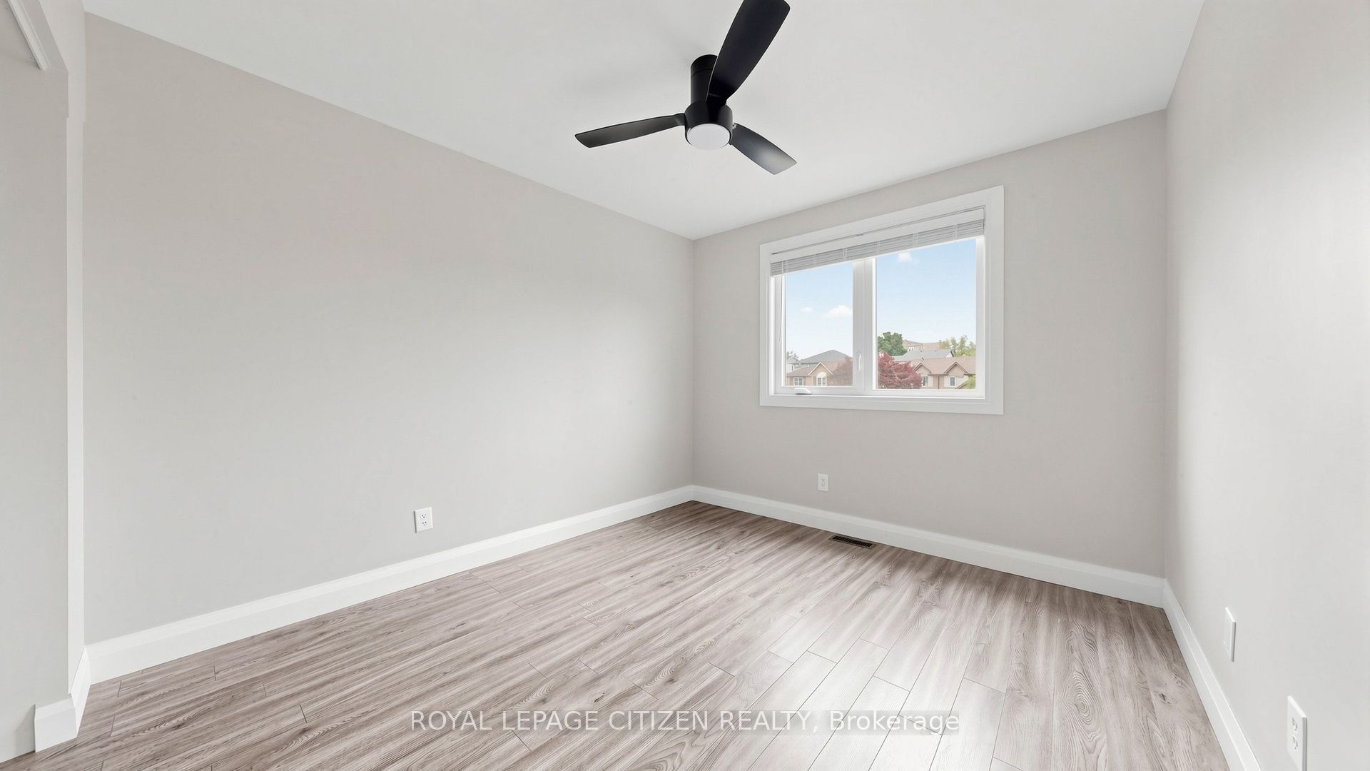 27 Emperor Avenue Property Photo 35