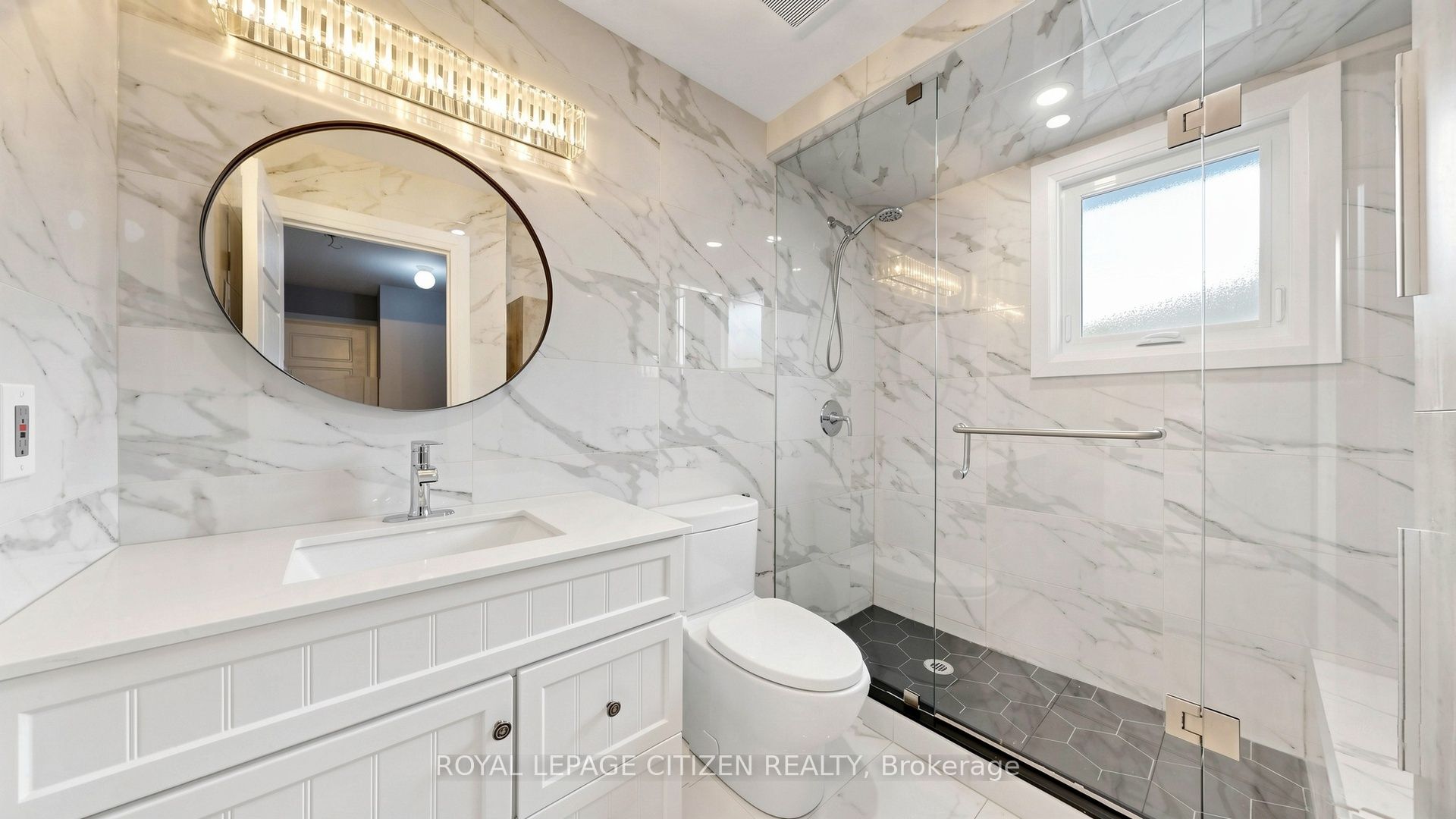 27 Emperor Avenue Property Photo 38