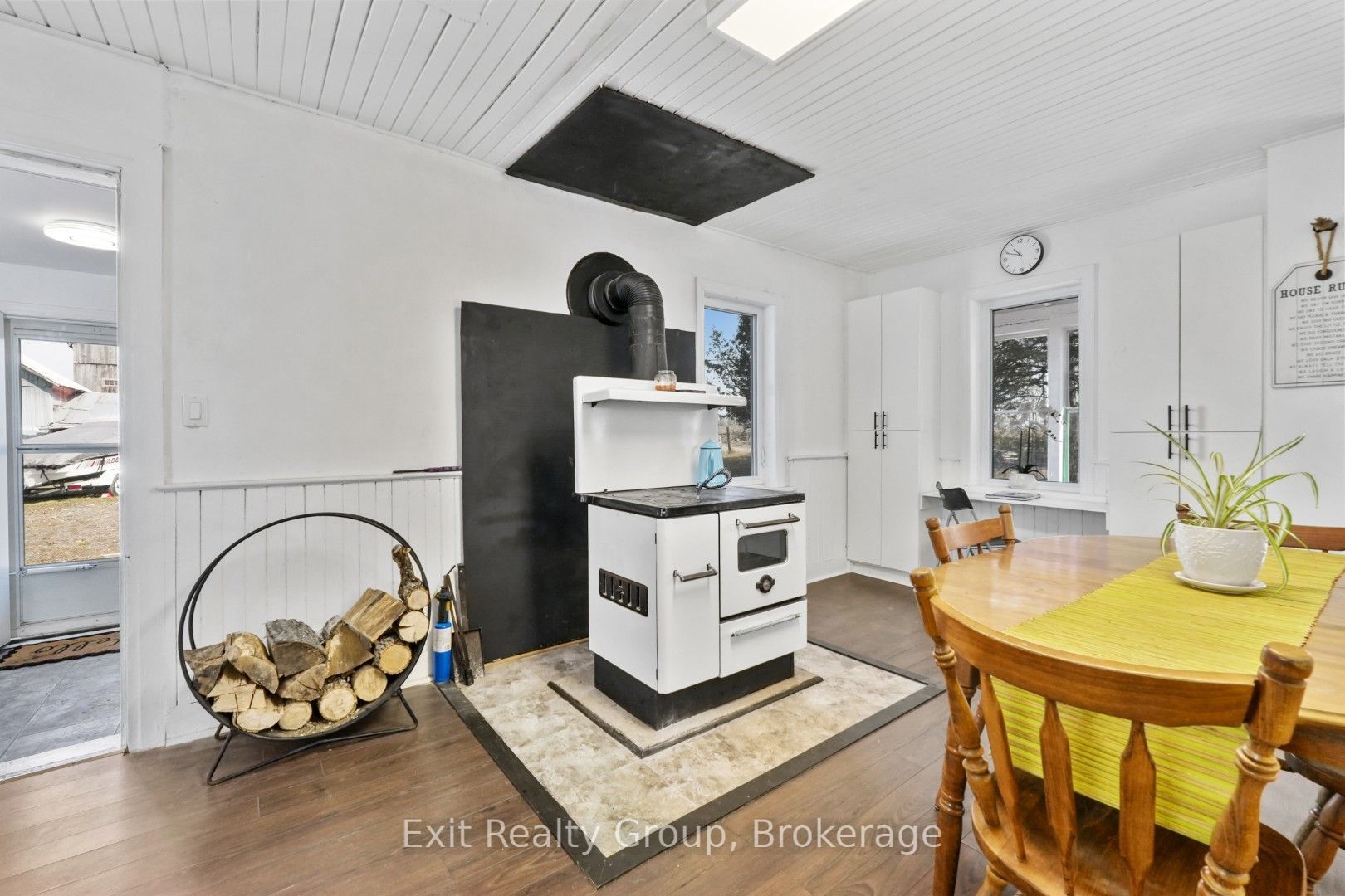 283 Clemenger Road Property Photo 17